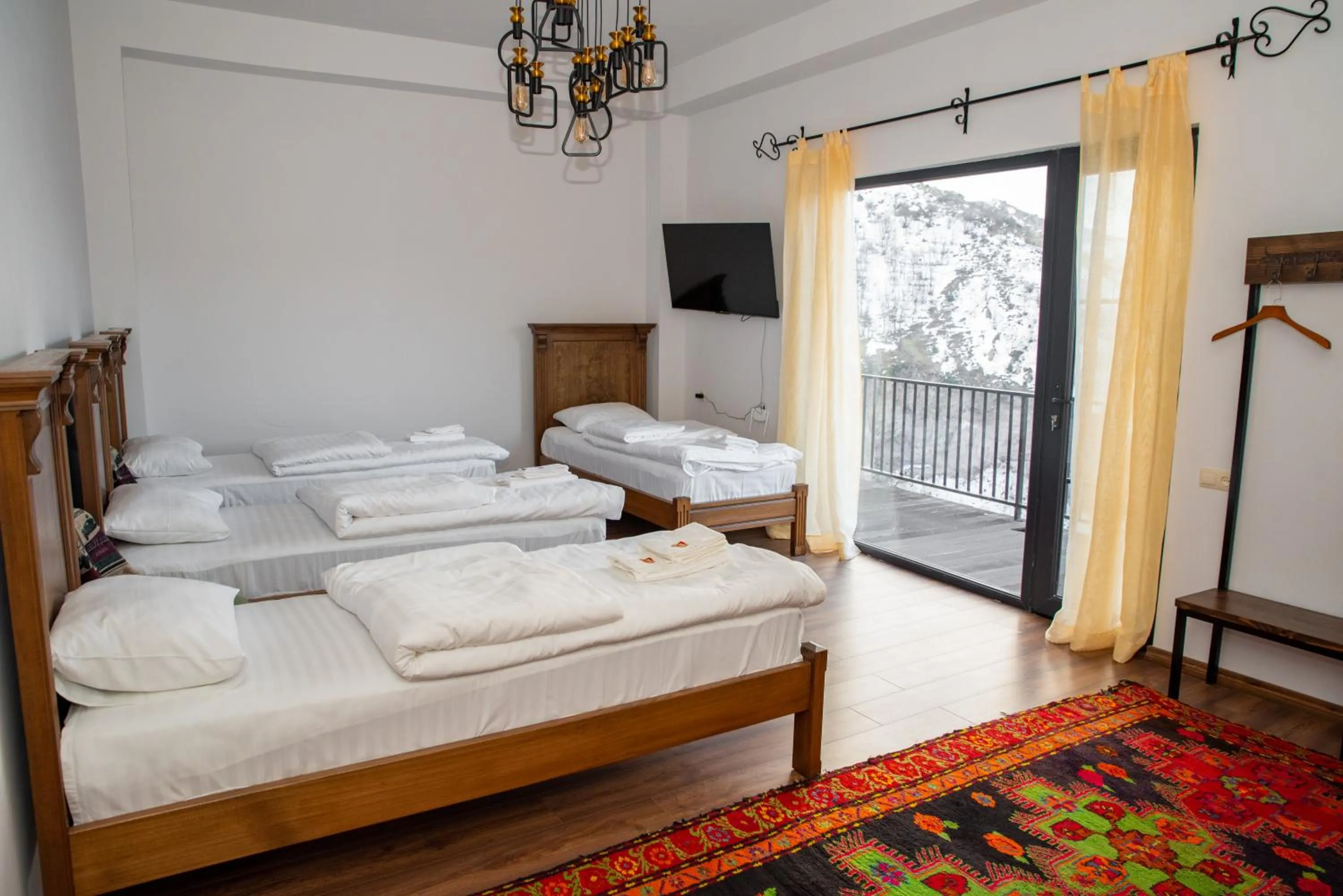 Bed in Khoreayi Dzor