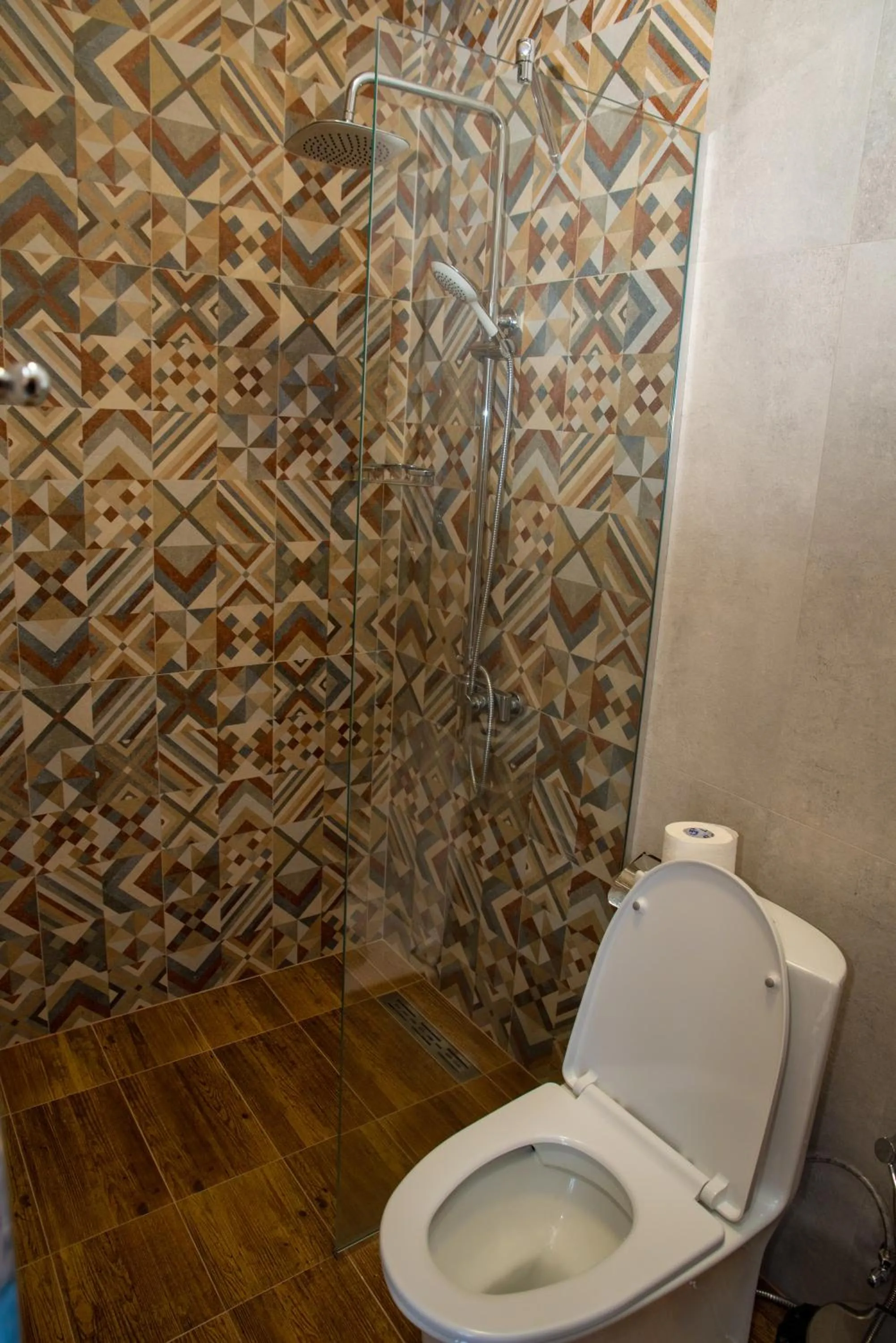 Toilet in Khoreayi Dzor