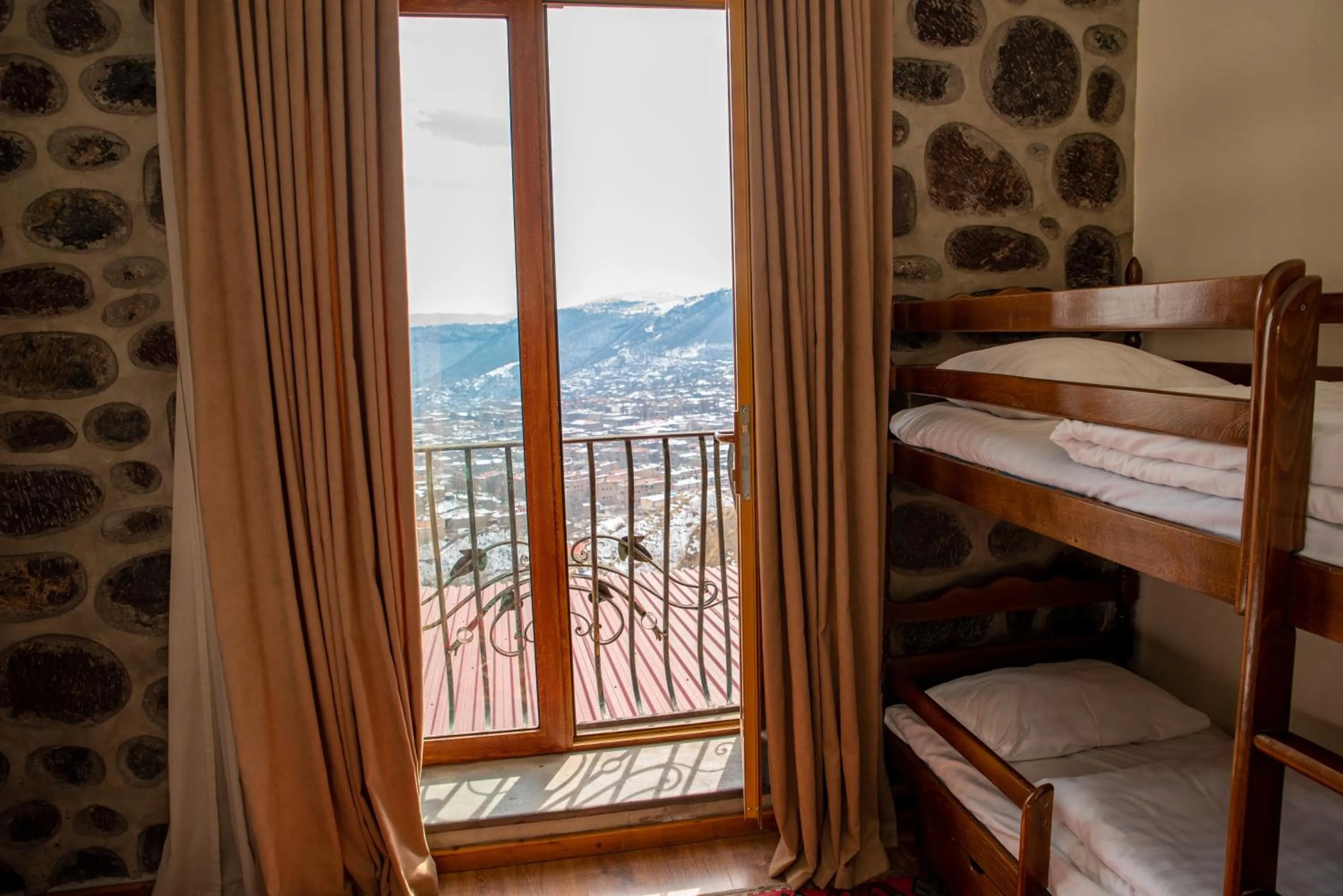 Bed in Khoreayi Dzor