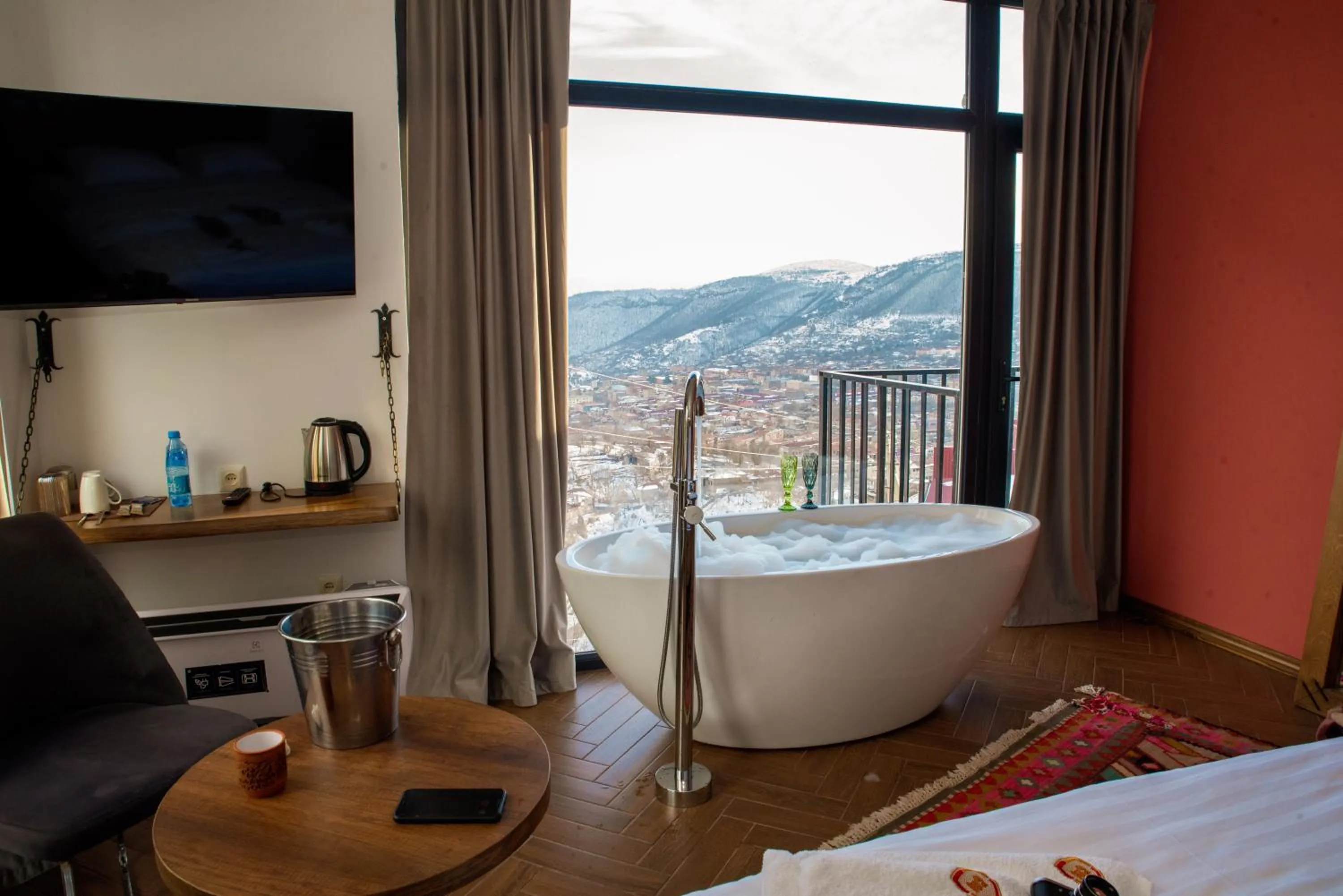 Photo of the whole room, Bed in Khoreayi Dzor