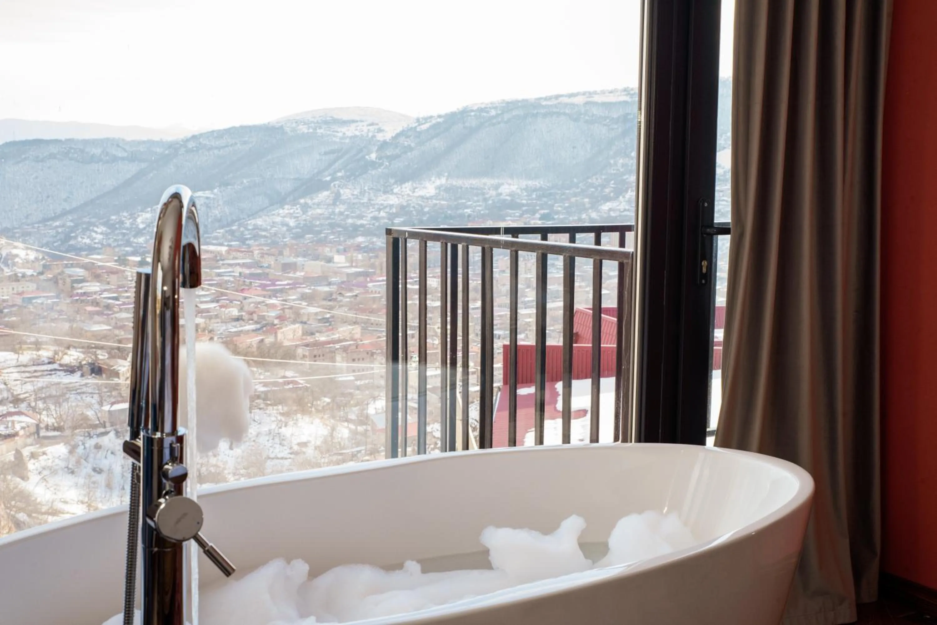 Bath in Khoreayi Dzor