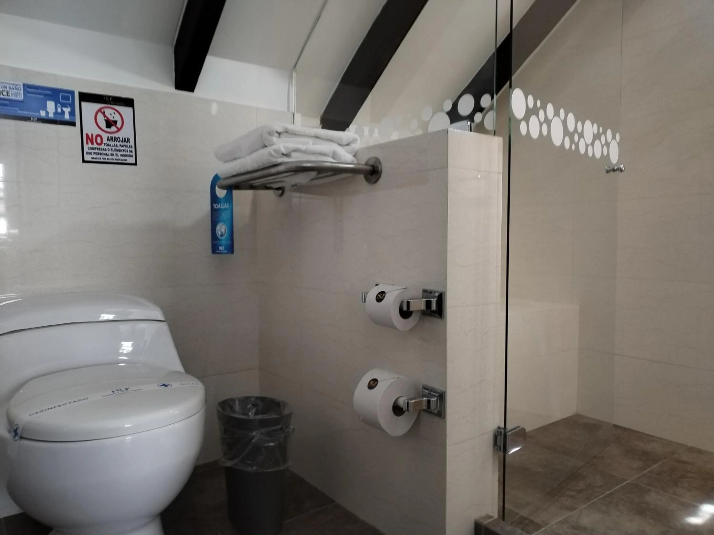 Shower in Santa Maria de Leyva hotel boutique