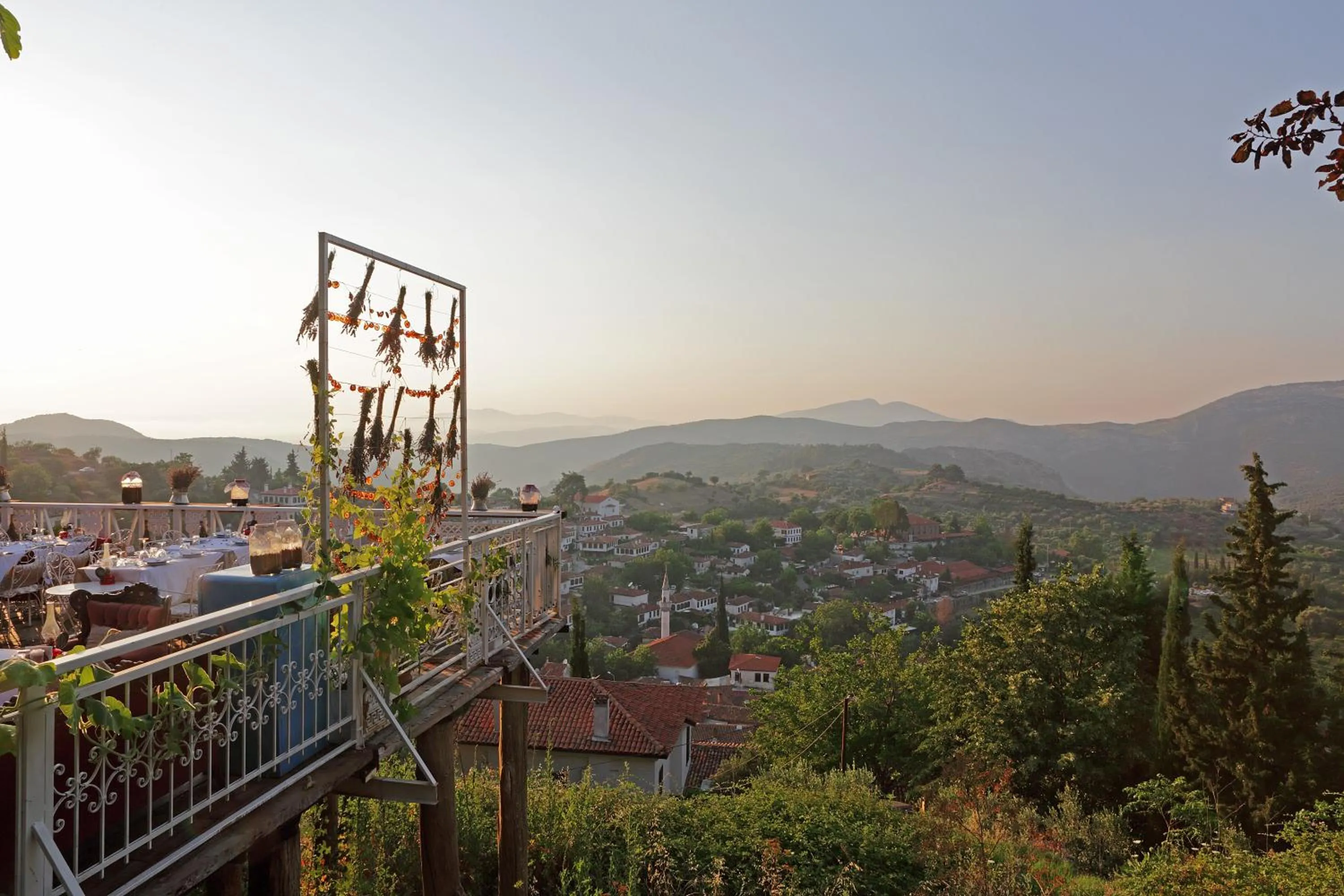 Restaurant/places to eat in Nisanyan Hotel