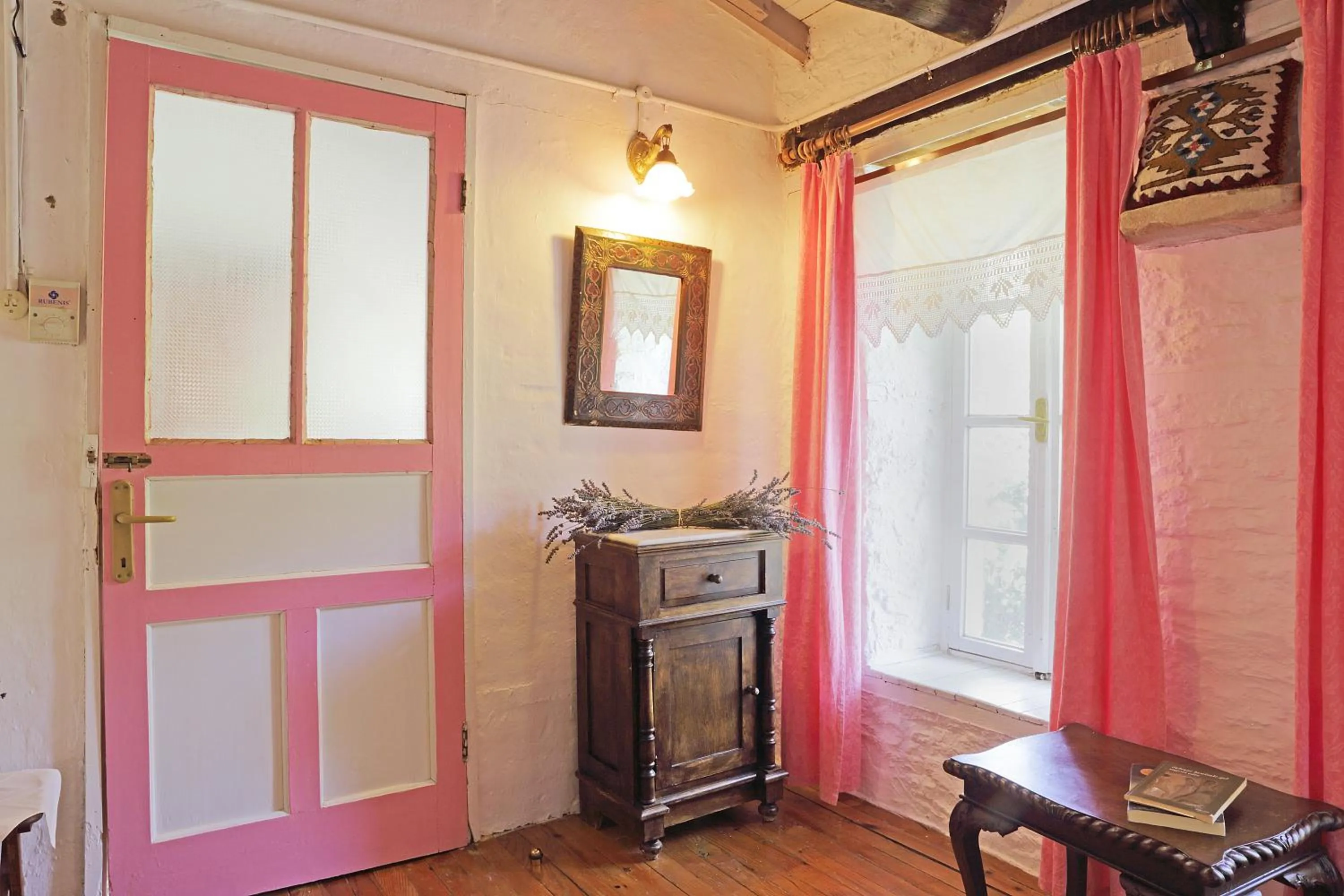 Decorative detail in Nisanyan Hotel