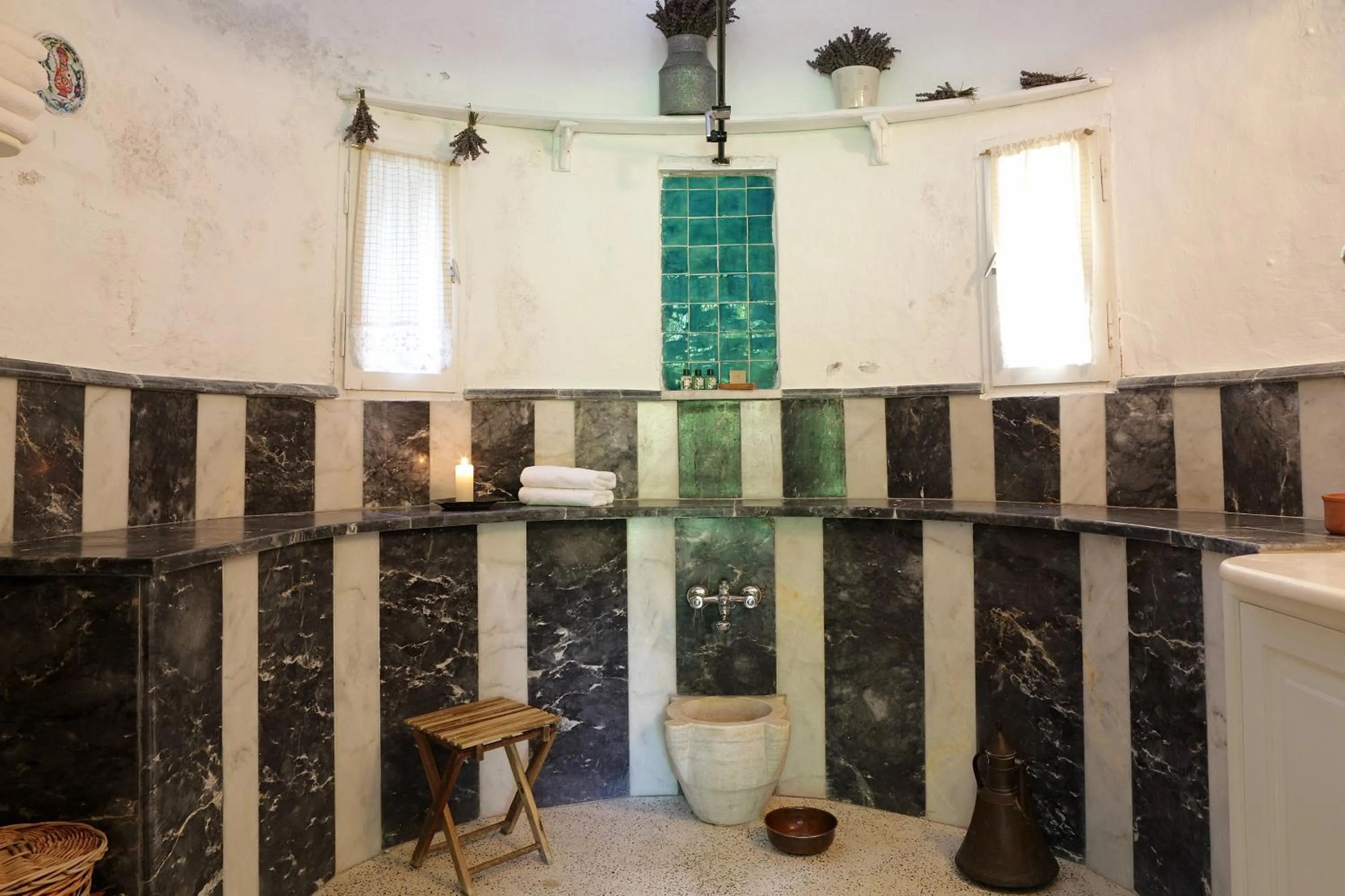 Shower in Nisanyan Hotel