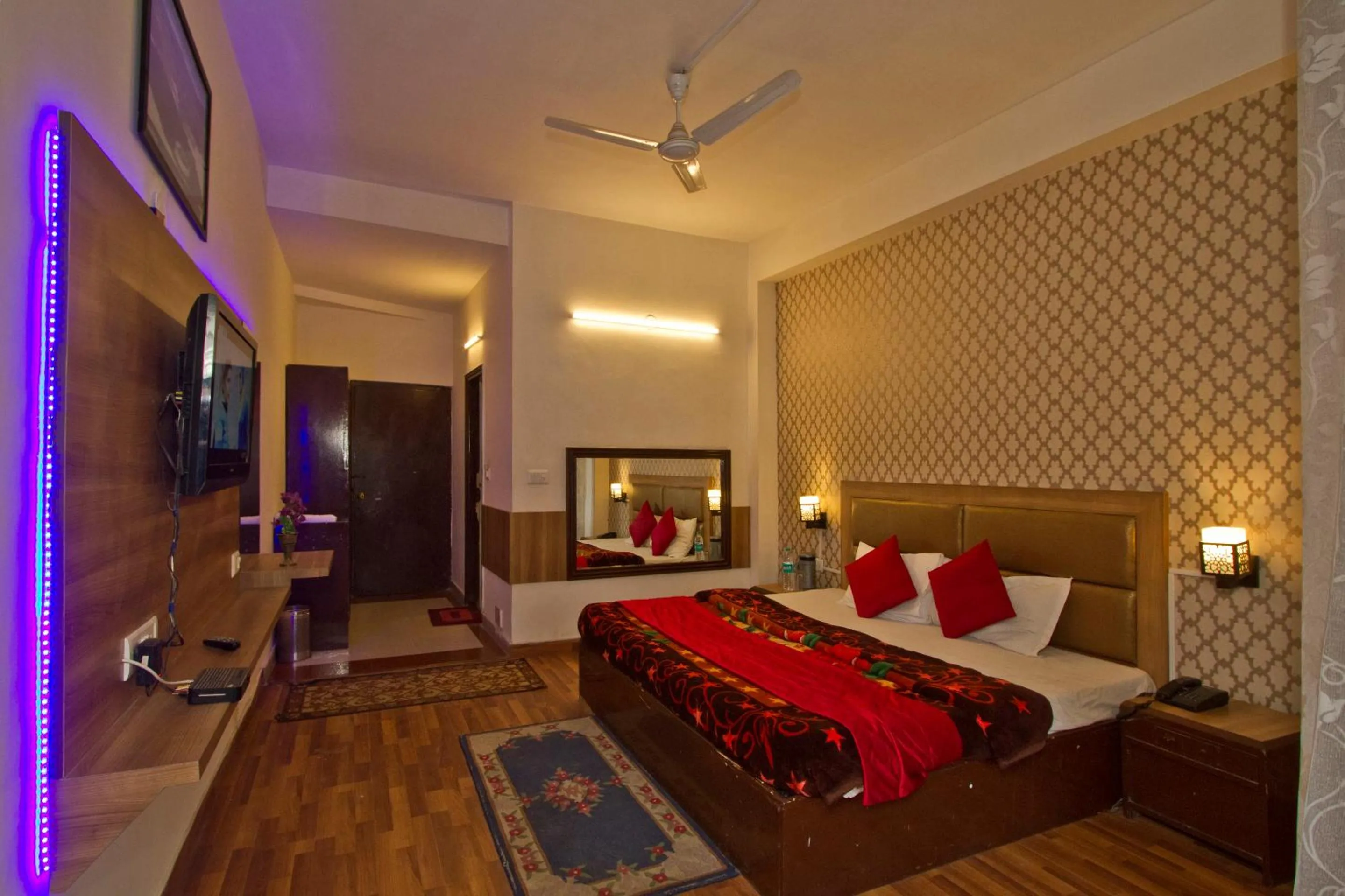Photo of the whole room in Hotel Sitara International