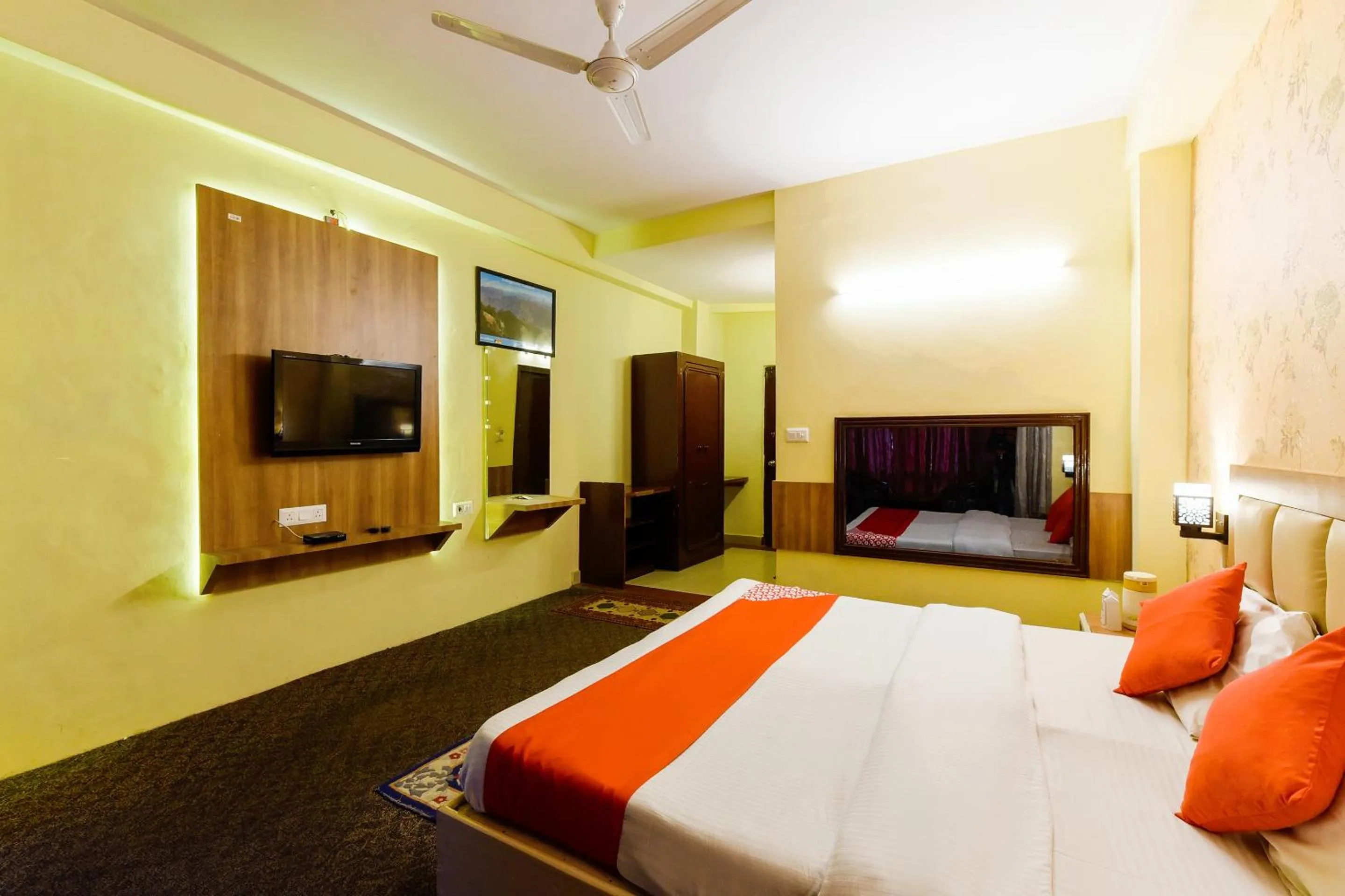 Hotel Sitara International