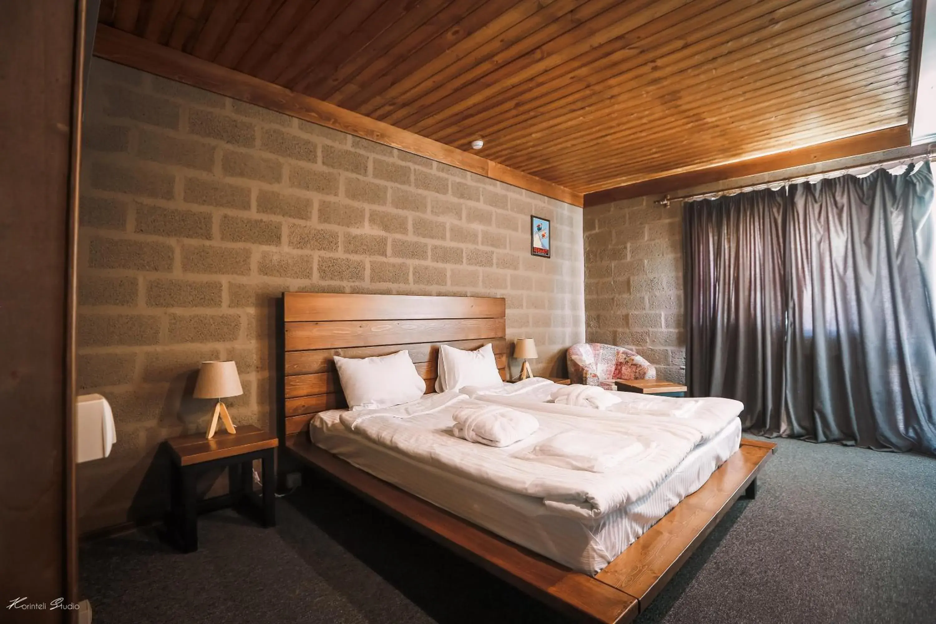 Bed in Alpine Lounge Boutique Hotel Bed in Alpine Lounge Boutique Hotel