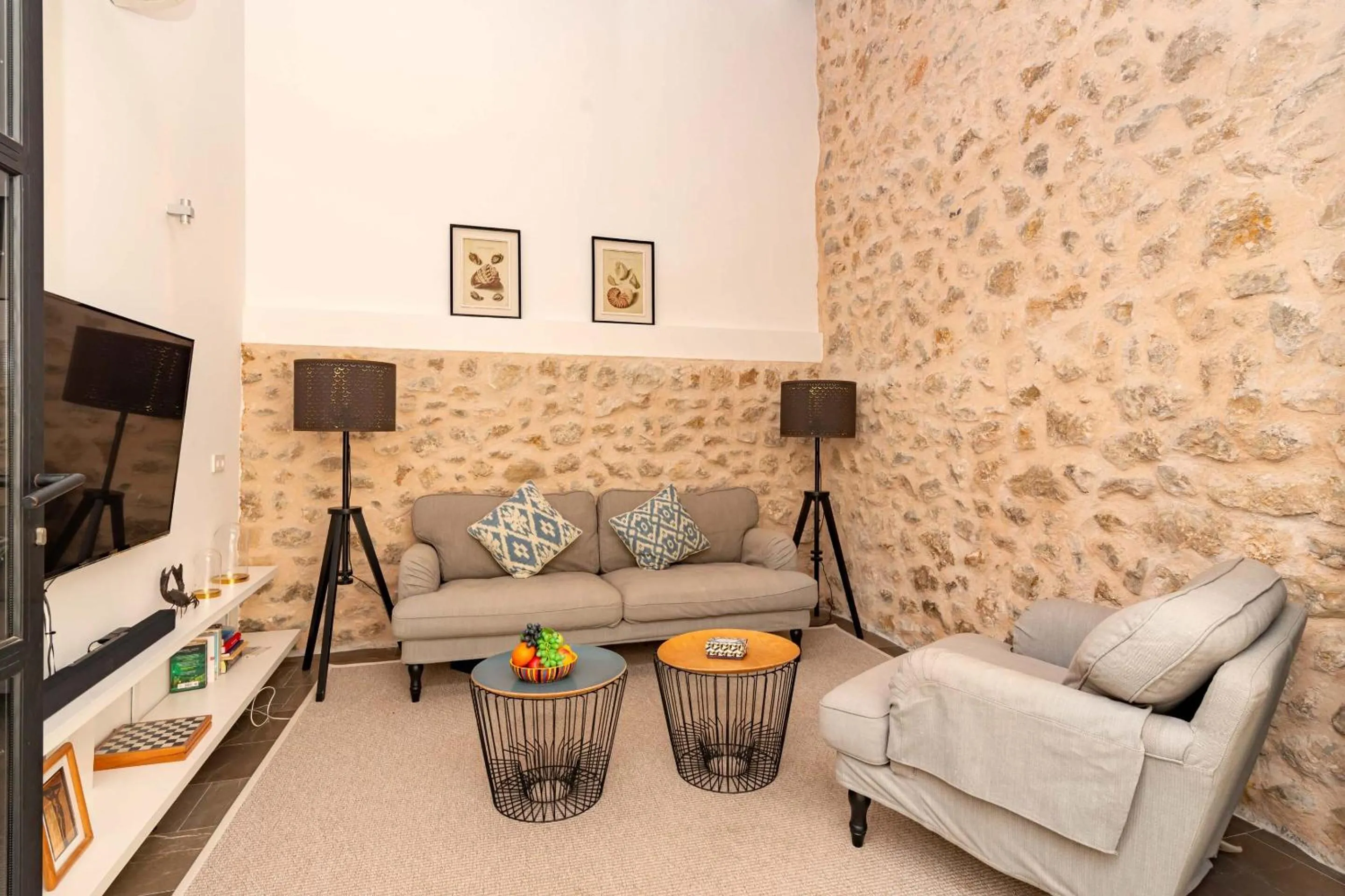 Villa Roser Vell by Sealand Villas