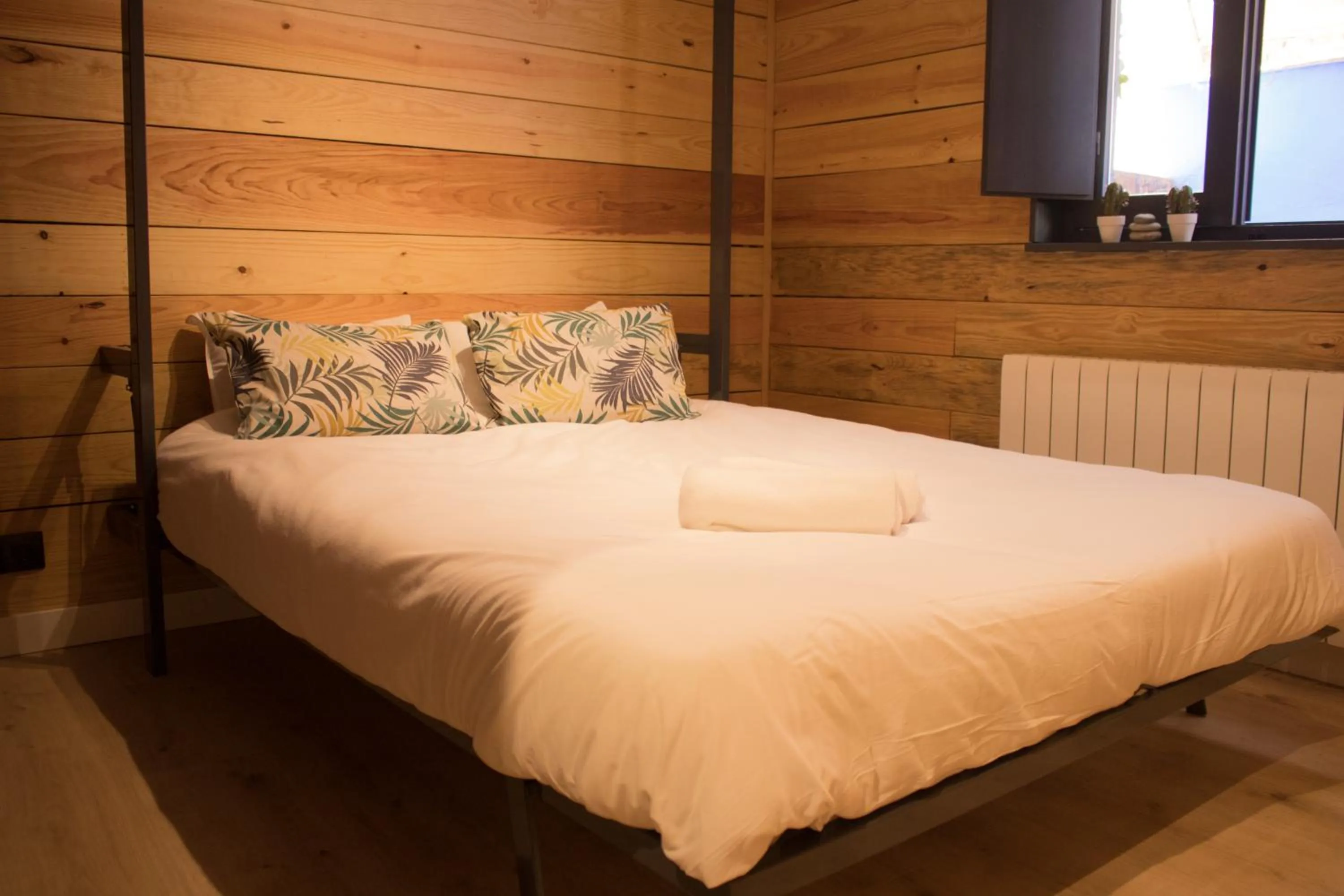 Bed in Amelia by gaiarooms