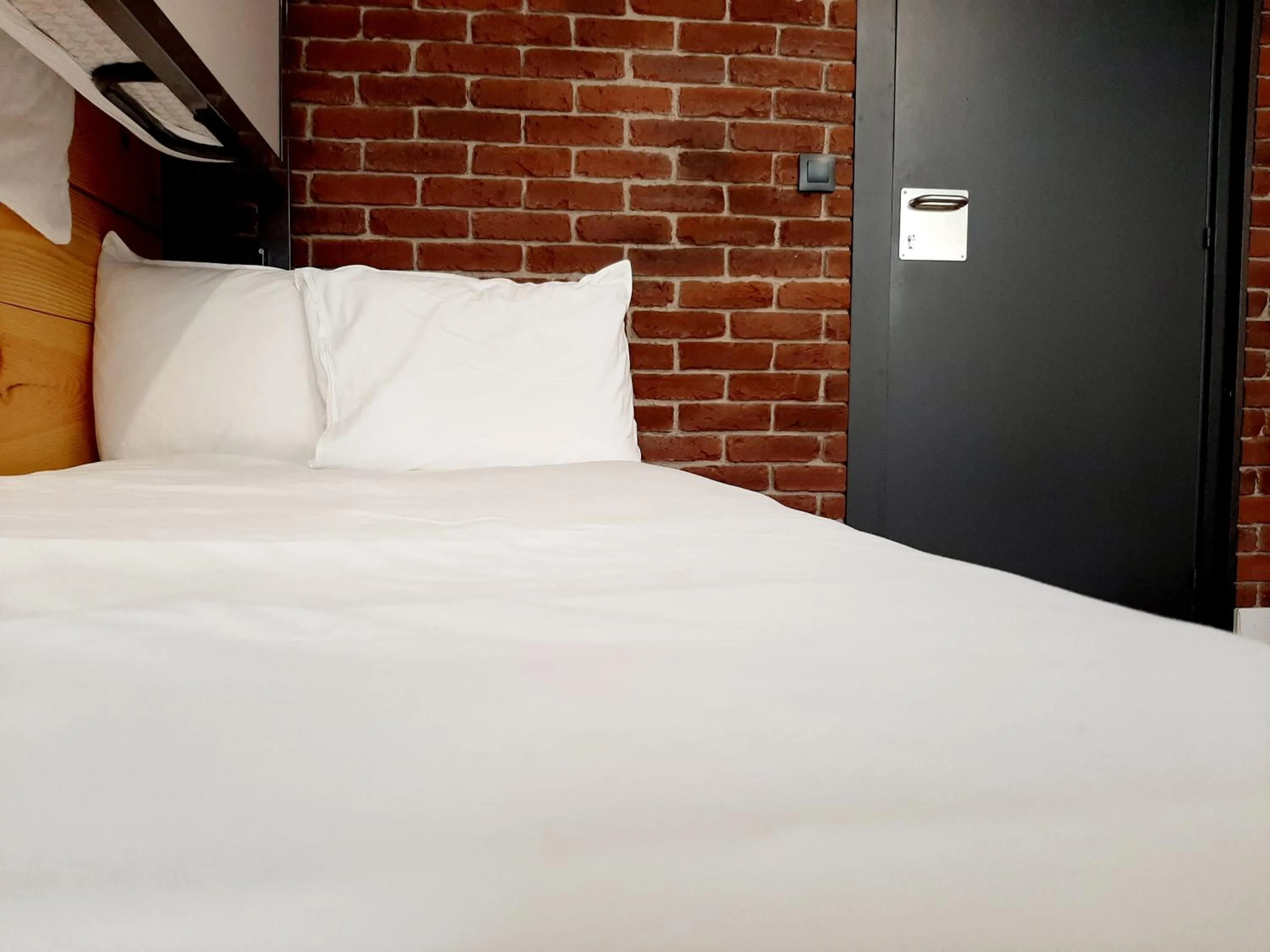 Bed in Amelia by gaiarooms