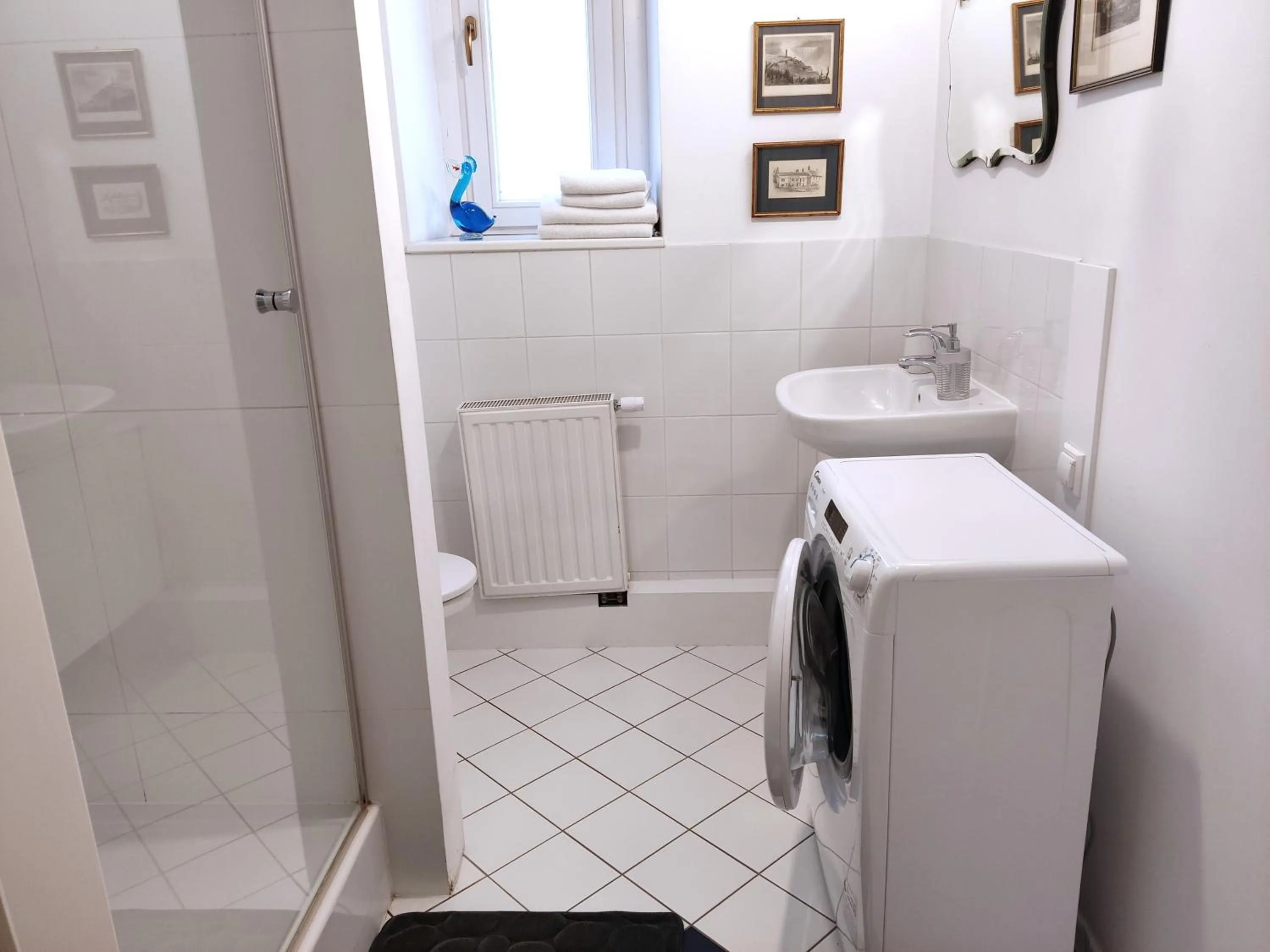 Bathroom in Crystal Suites Old Town