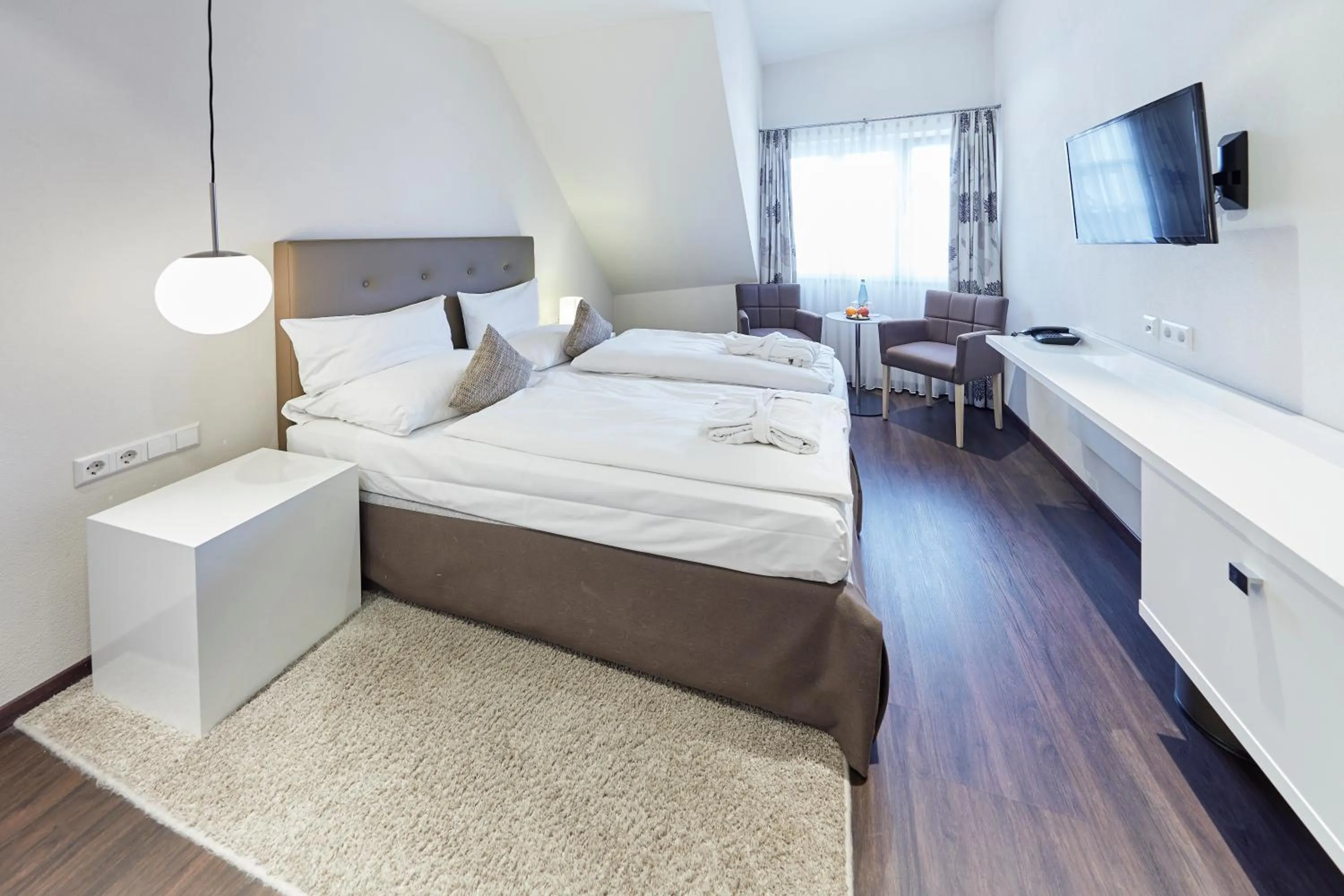 Photo of the whole room, Bed in Die Reichsstadt - Hotel Spa und Restaurant