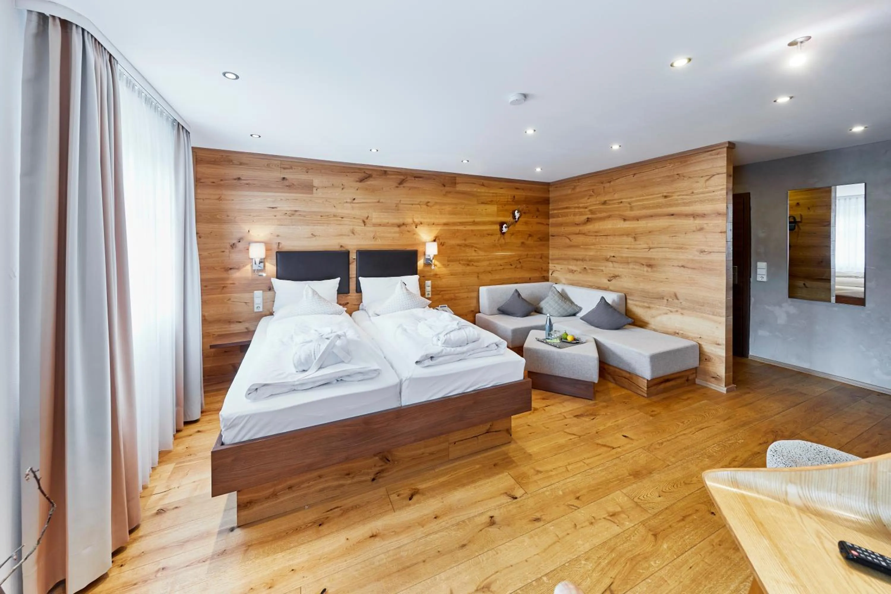 Photo of the whole room, Bed in Die Reichsstadt - Hotel Spa und Restaurant