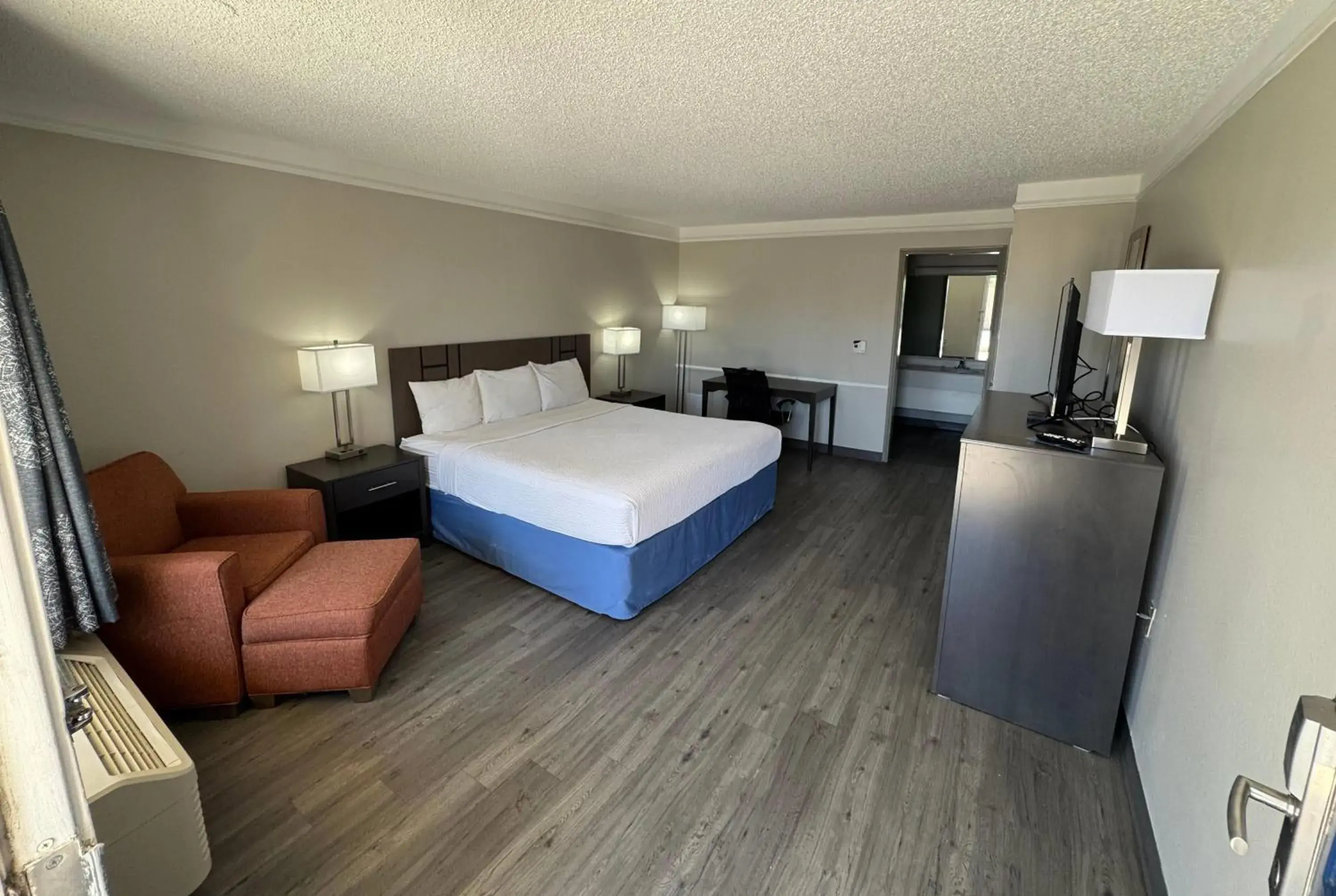 Bed in Days Inn by Wyndham Georgetown Bed in Days Inn by Wyndham Georgetown