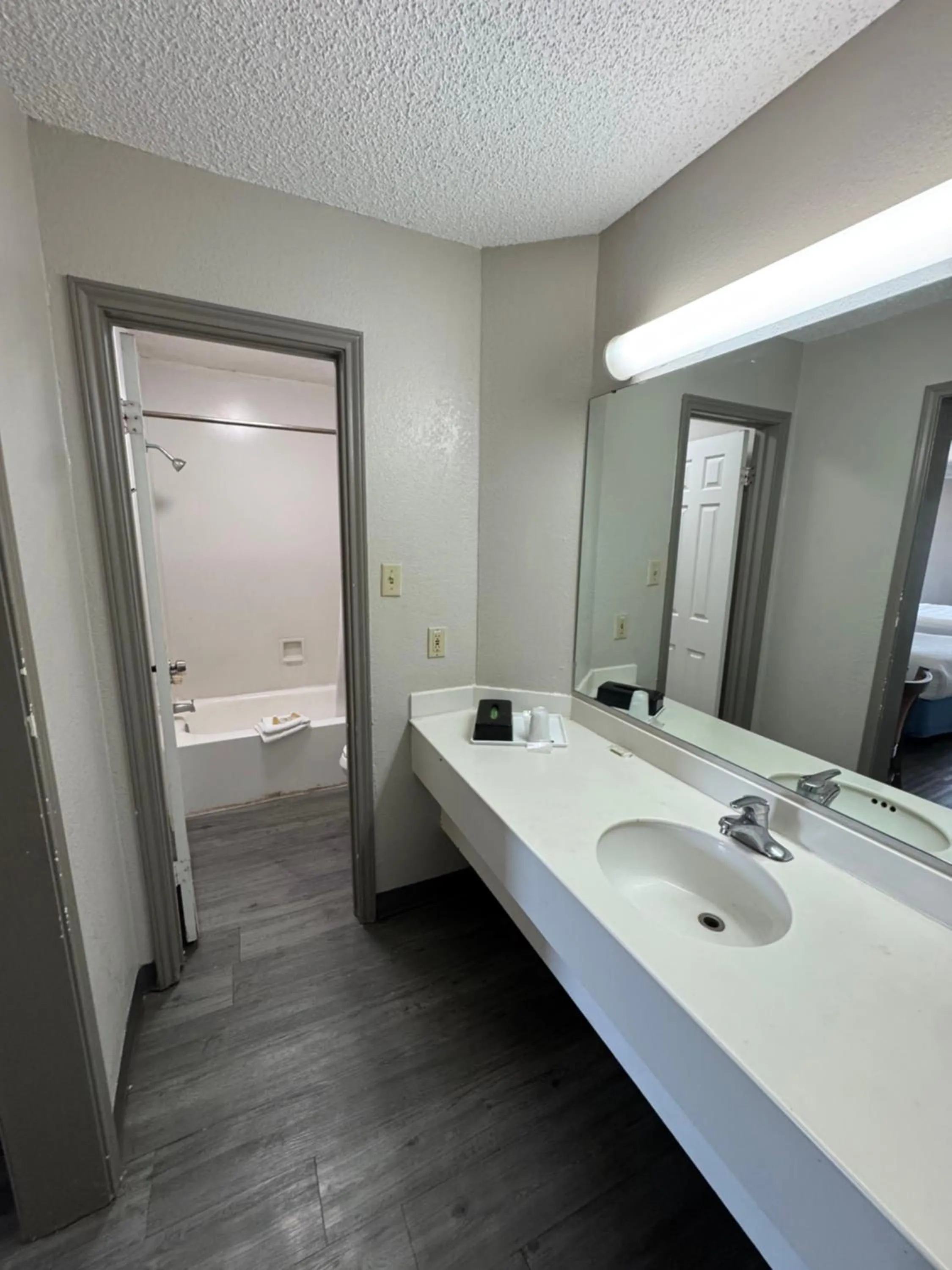 Bathroom in Days Inn by Wyndham Georgetown
