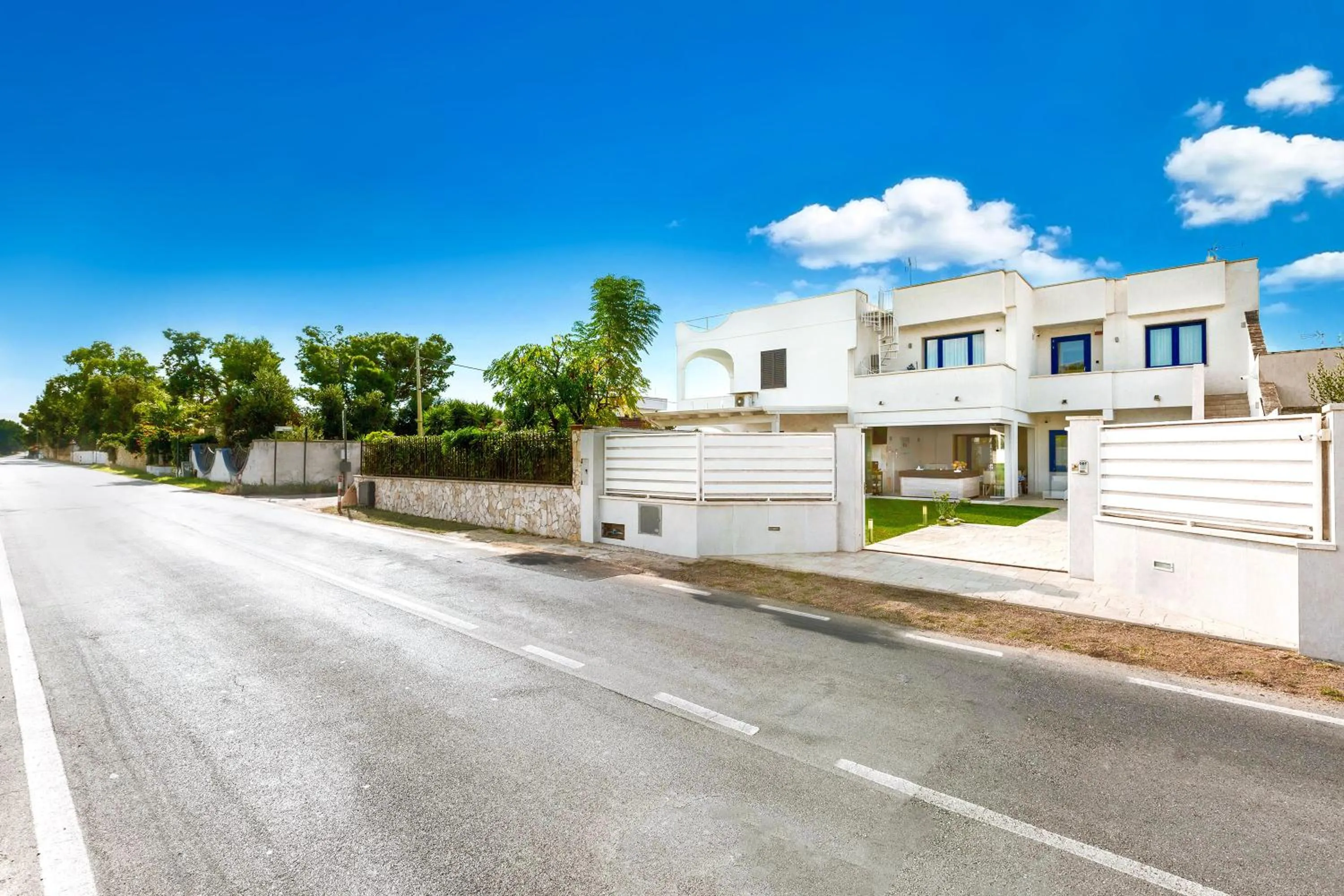 Property building in B&B Dreams and Delights