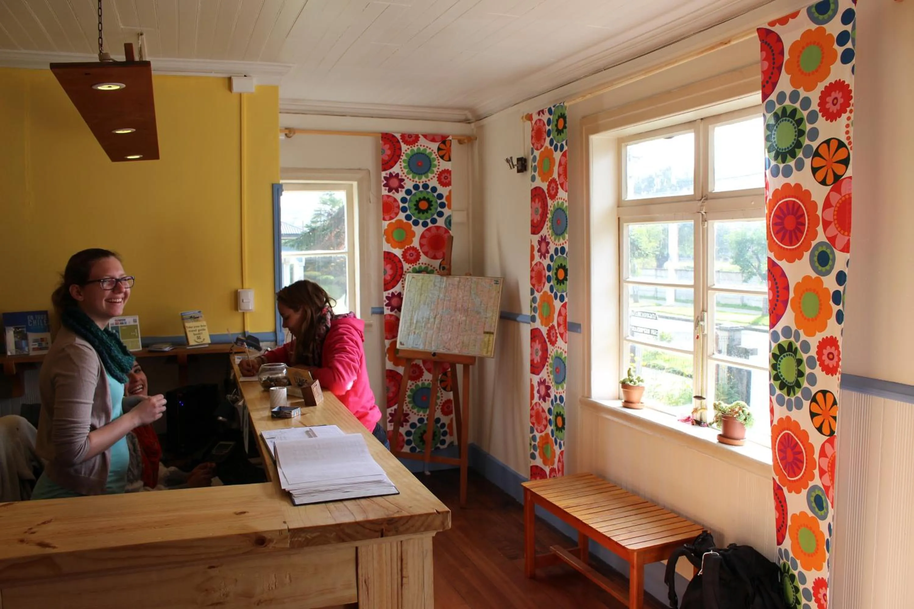 Lobby or reception in Hostal Compass del Sur