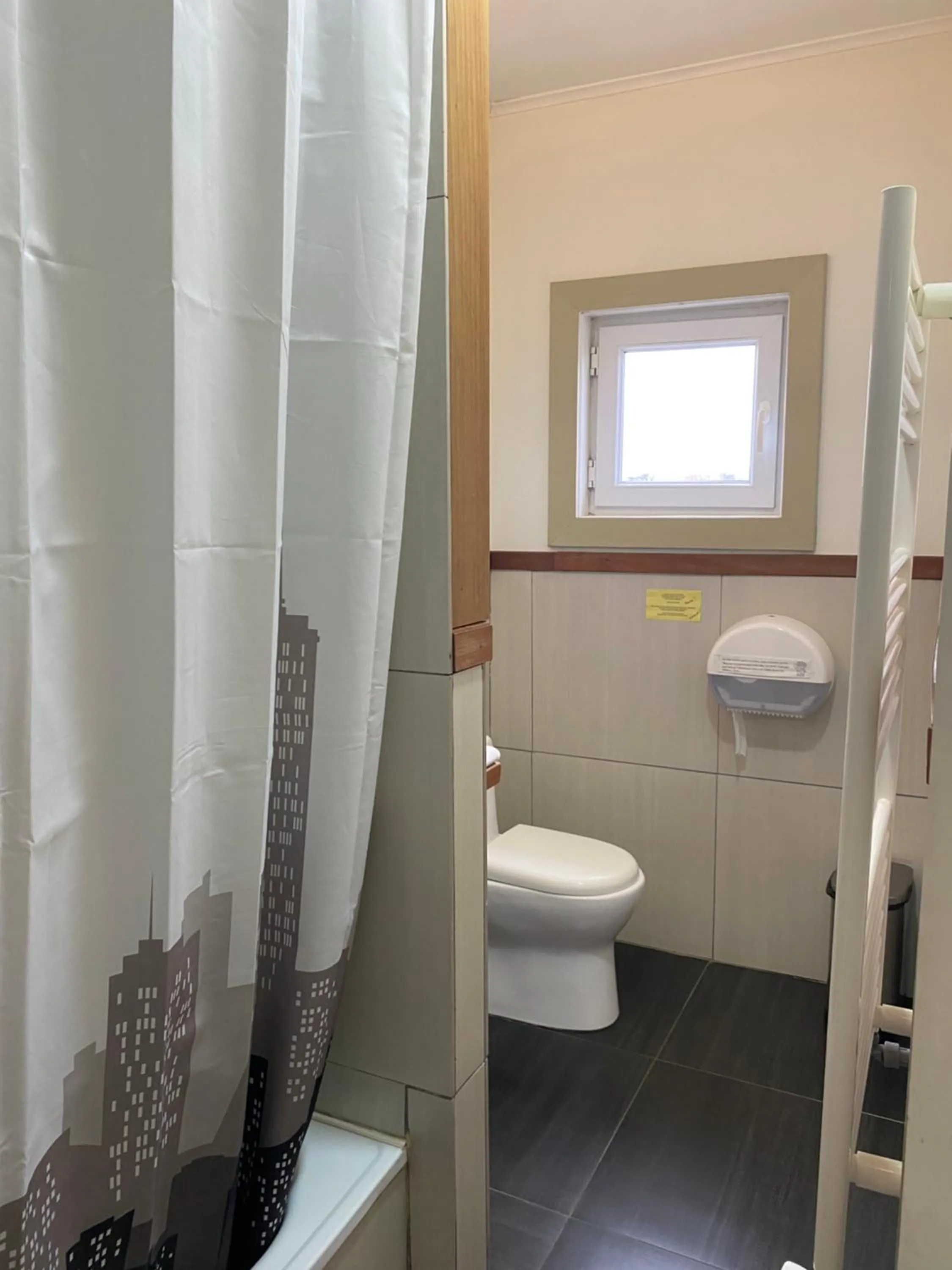 Bathroom in Hostal Compass del Sur