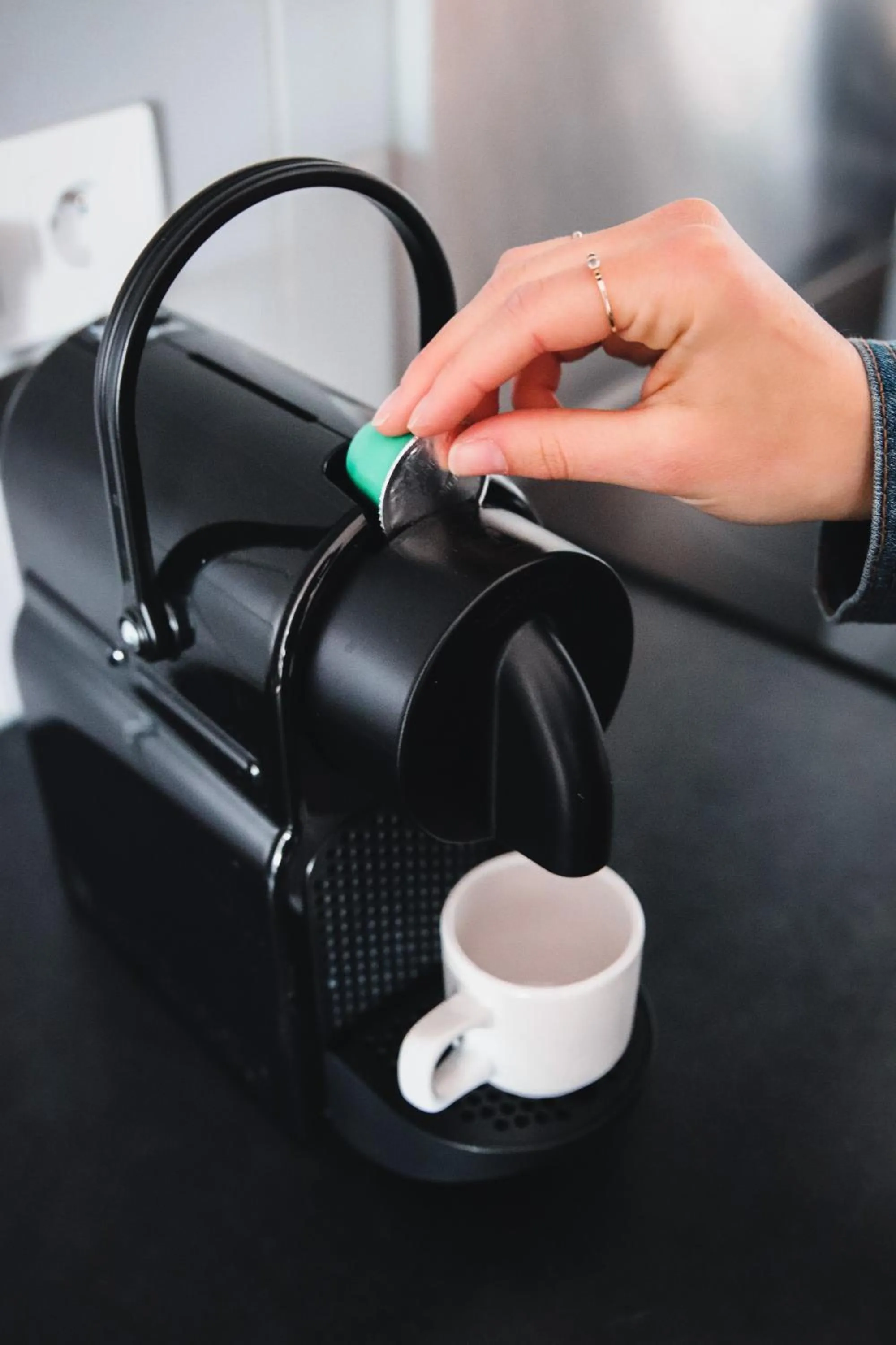 Coffee/tea facilities in Résidence de l'Arsenal Royal - Meublés de Tourisme