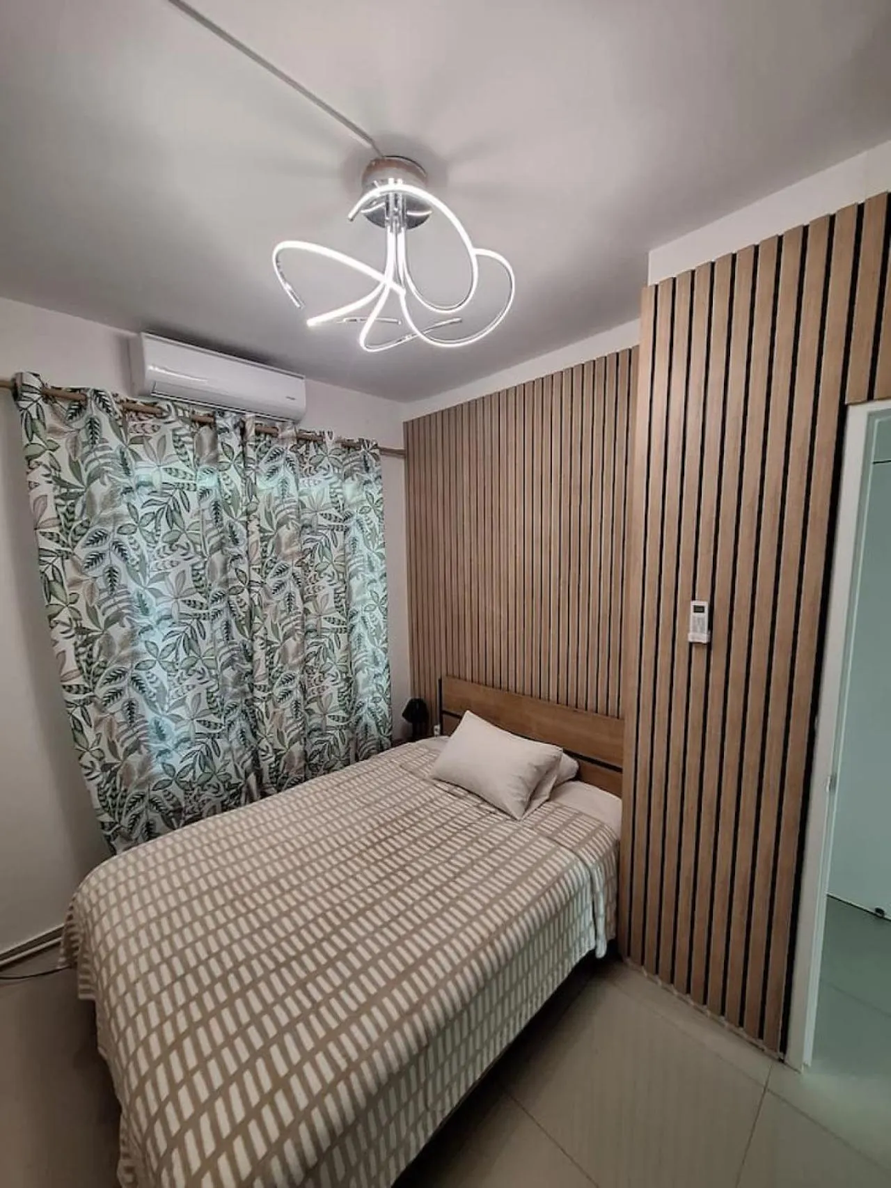 Bed in Piscadera Harbour Village