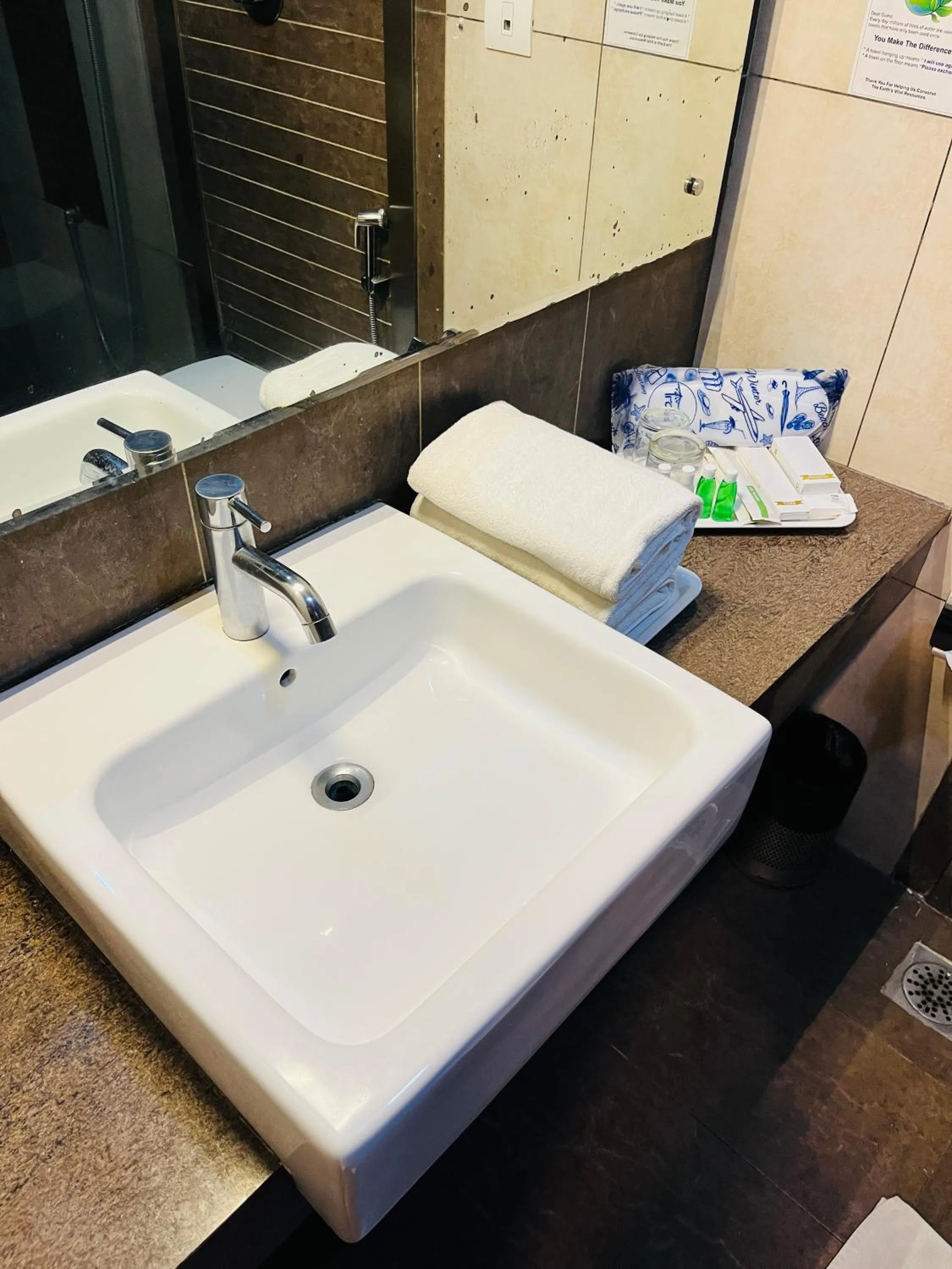 Bathroom in Hotel Abhimaani Vasathi, Rajajinagar