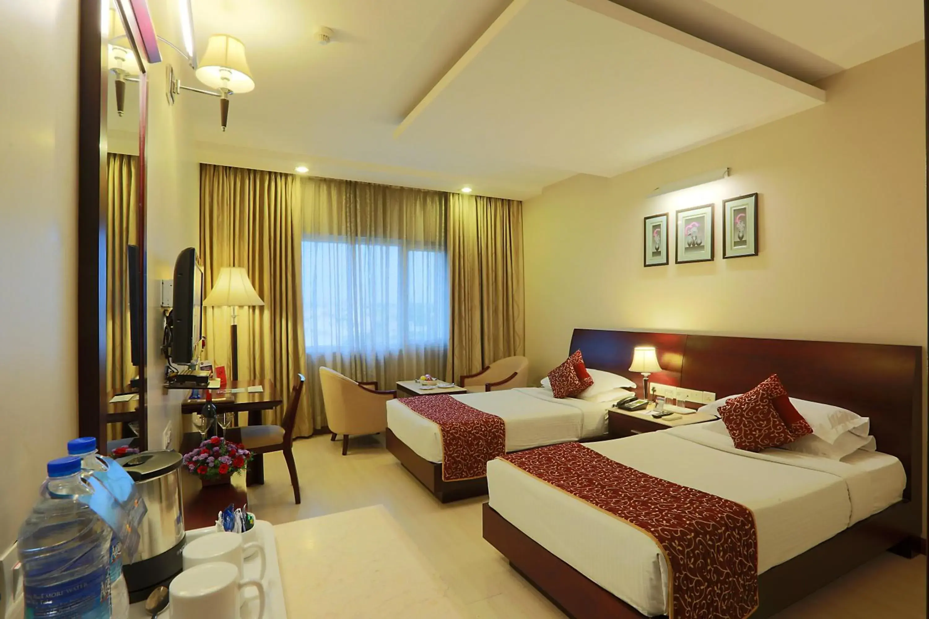Deluxe Twin Room - single occupancy in Hotel Abhimaani Vasathi, Rajajinagar Deluxe Twin Room - single occupancy in Hotel Abhimaani Vasathi, Rajajinagar