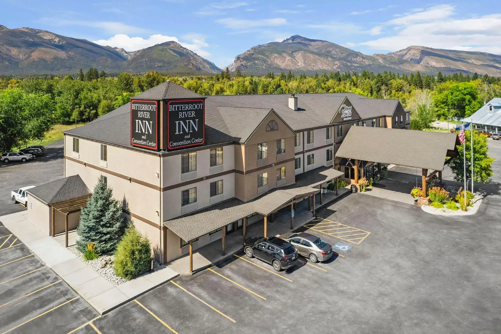 Property building in Bitterroot River Inn and Conference Center Property building in Bitterroot River Inn and Conference Center