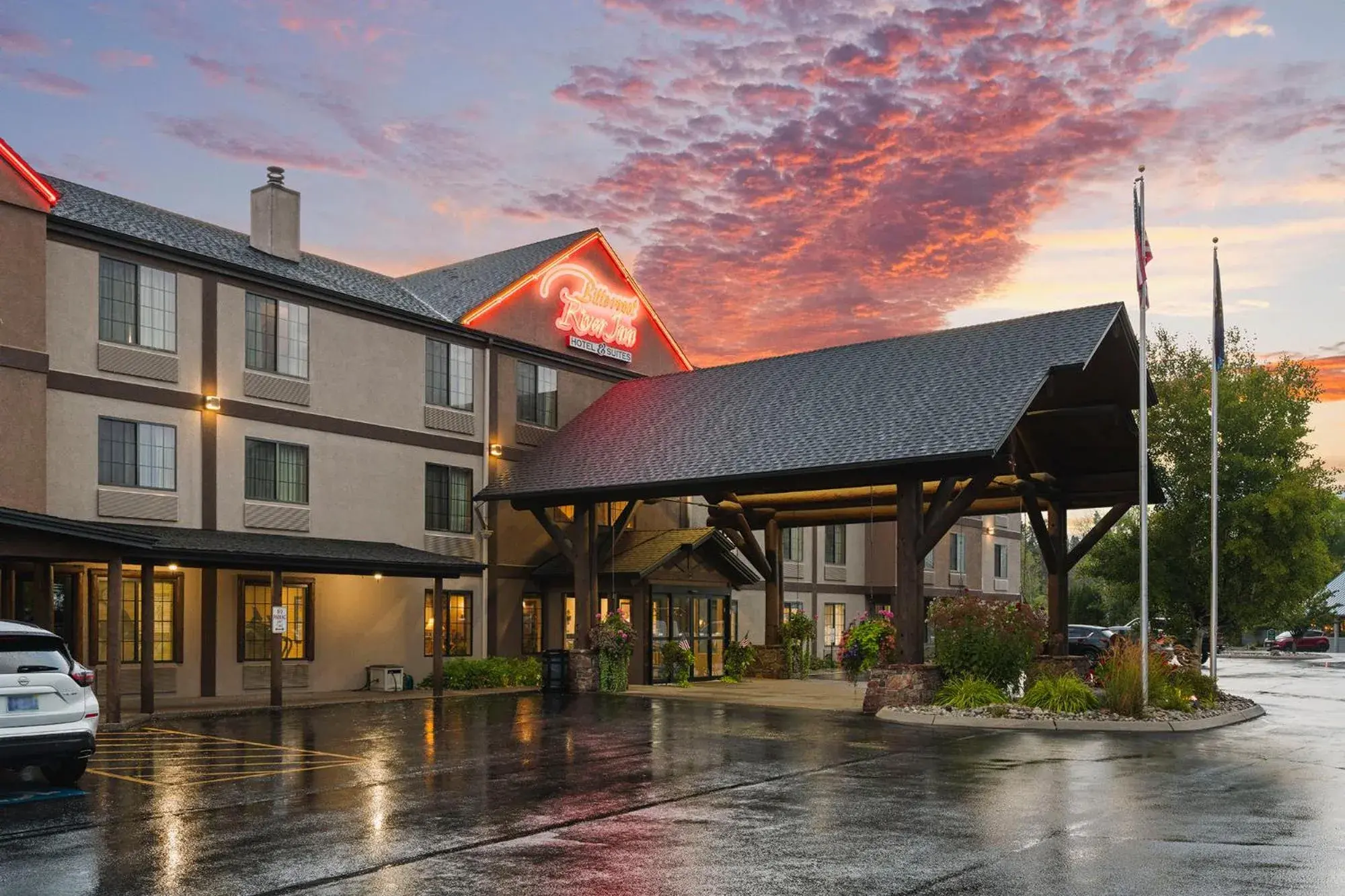 Property building in Bitterroot River Inn and Conference Center Property building in Bitterroot River Inn and Conference Center