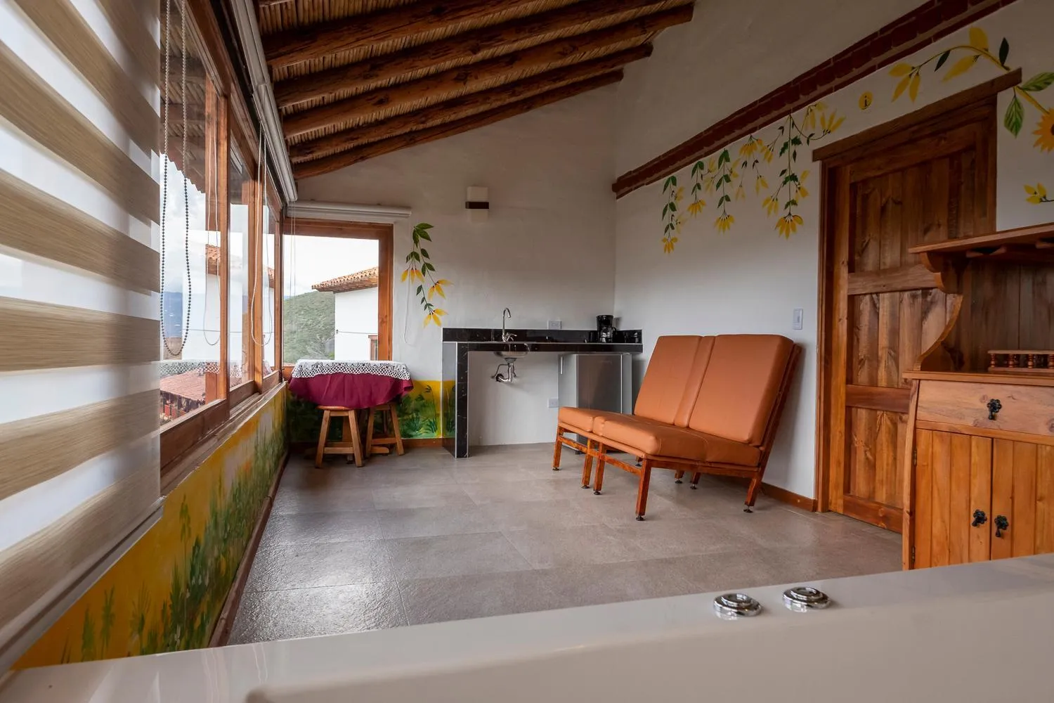 Living room, Bed in Hotel Spa Casa de Adobe Villa de Leyva