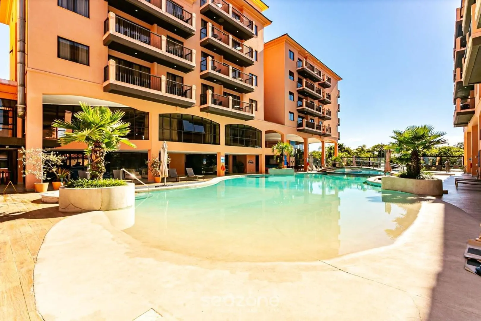 Modern Studios by the Sea - Jurerê Beach Village JBVTOP