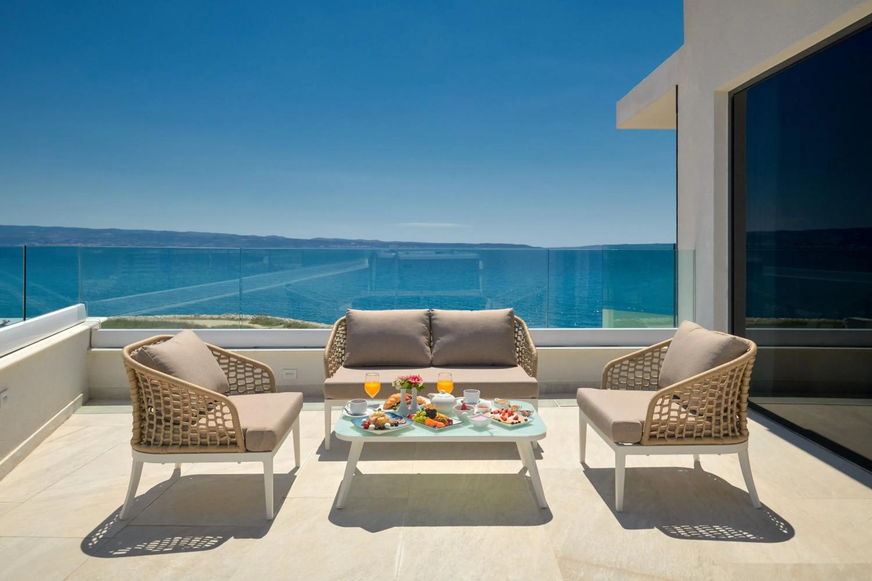 Balcony/Terrace in Amphora Hotel