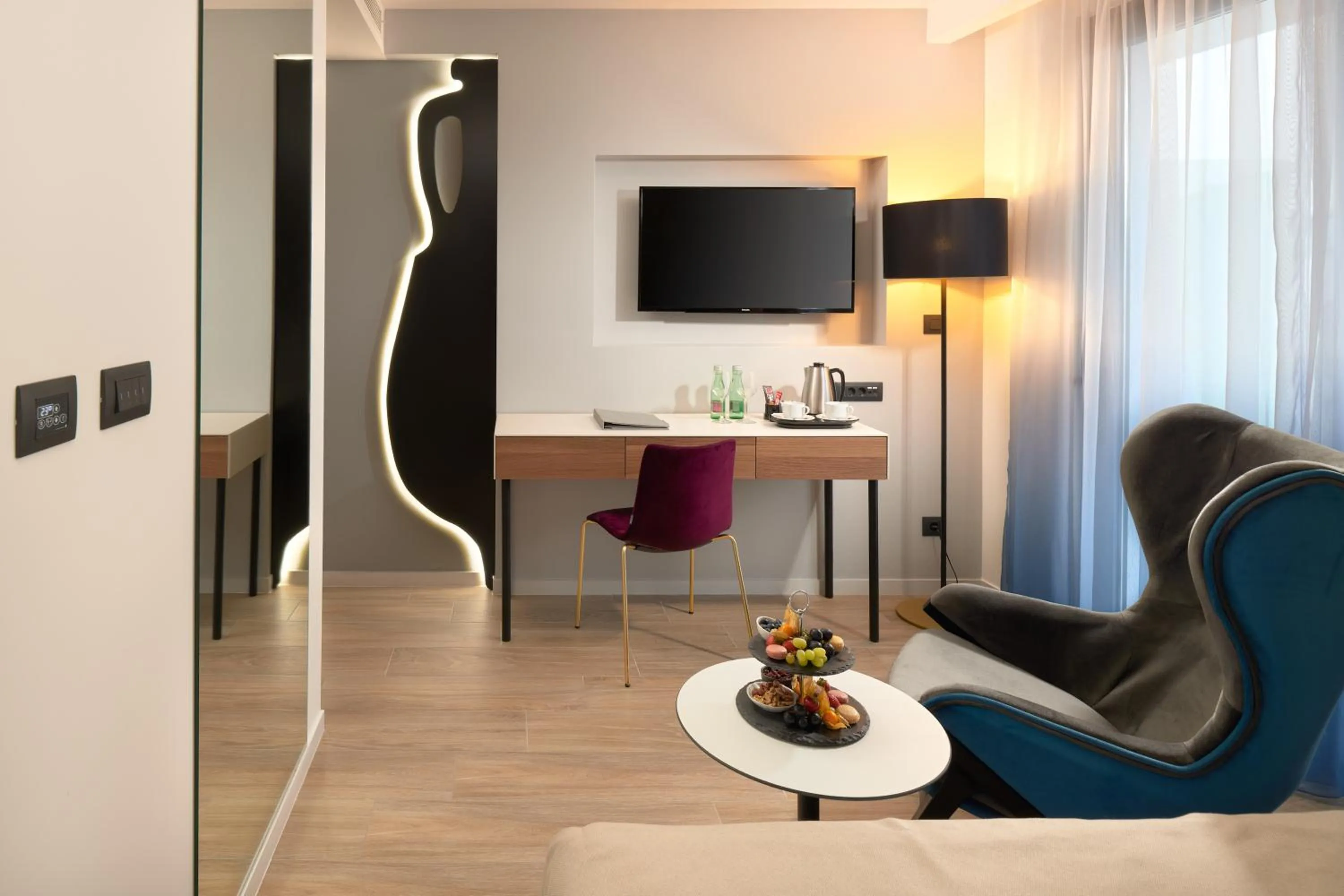 Seating area in Amphora Hotel