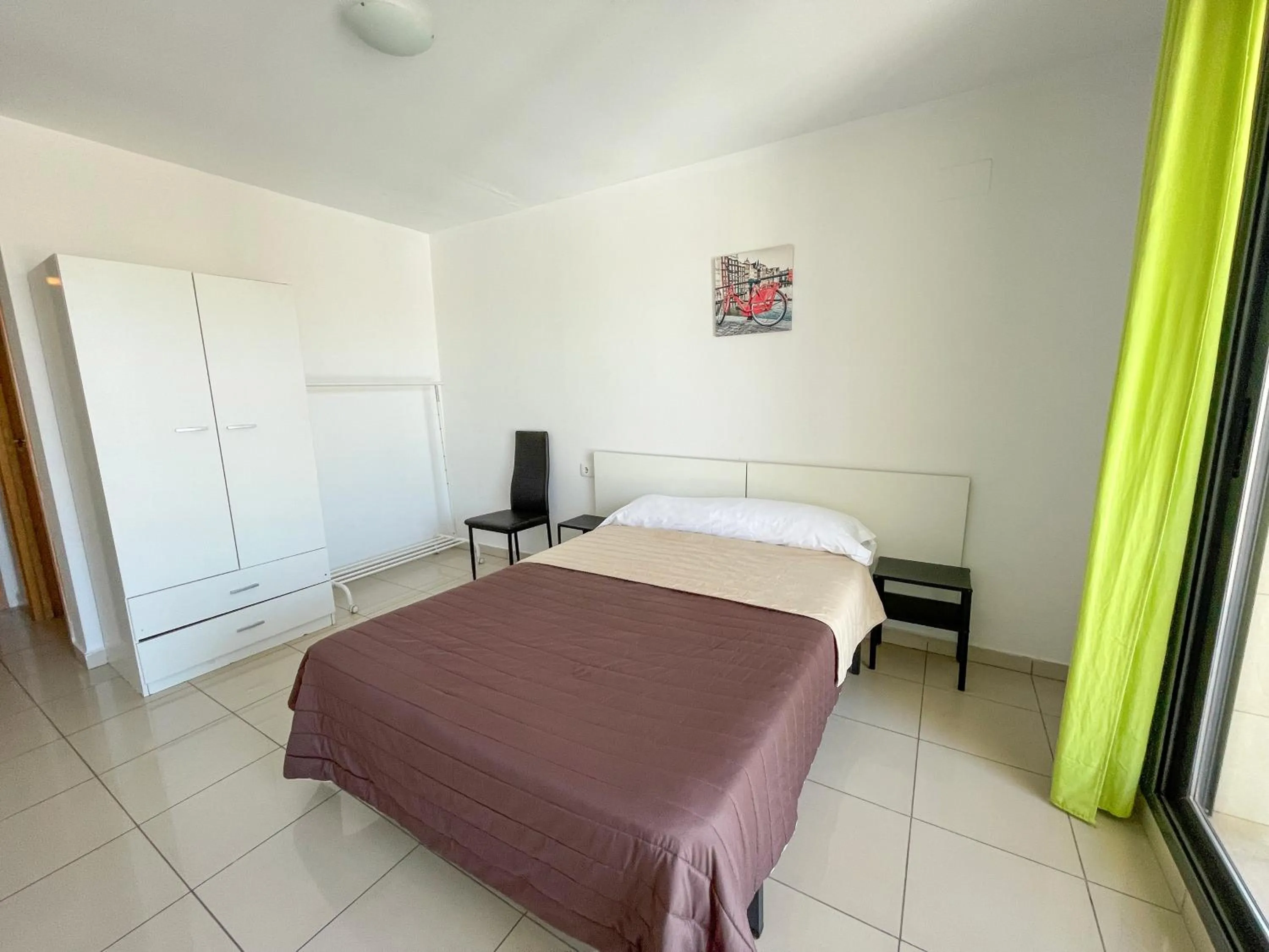 Bed in Apartamentos Playa de Benicarló 3000