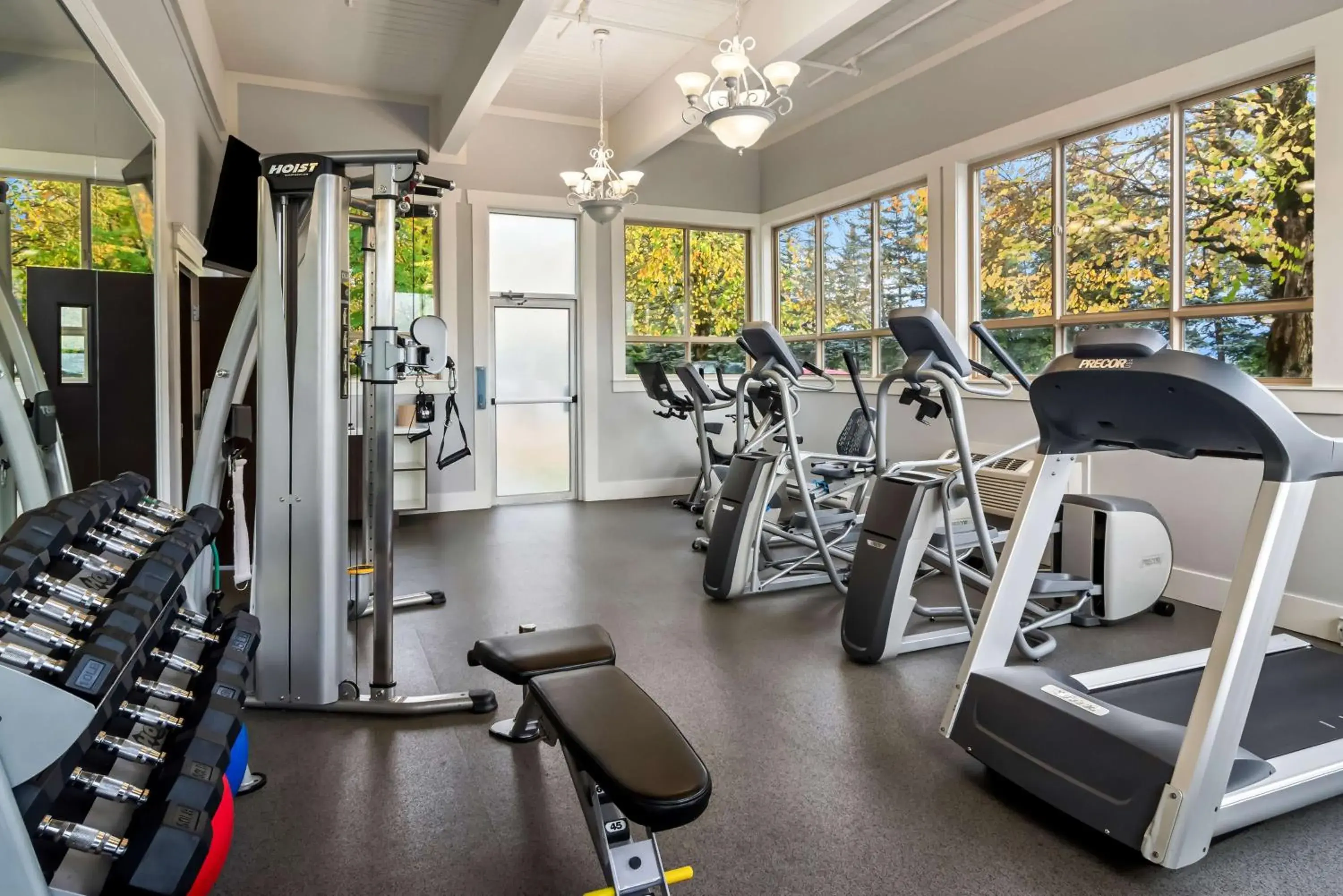 Fitness centre/facilities in Best Western Plus Pitt Meadows Inn & Suites Fitness centre/facilities in Best Western Plus Pitt Meadows Inn & Suites