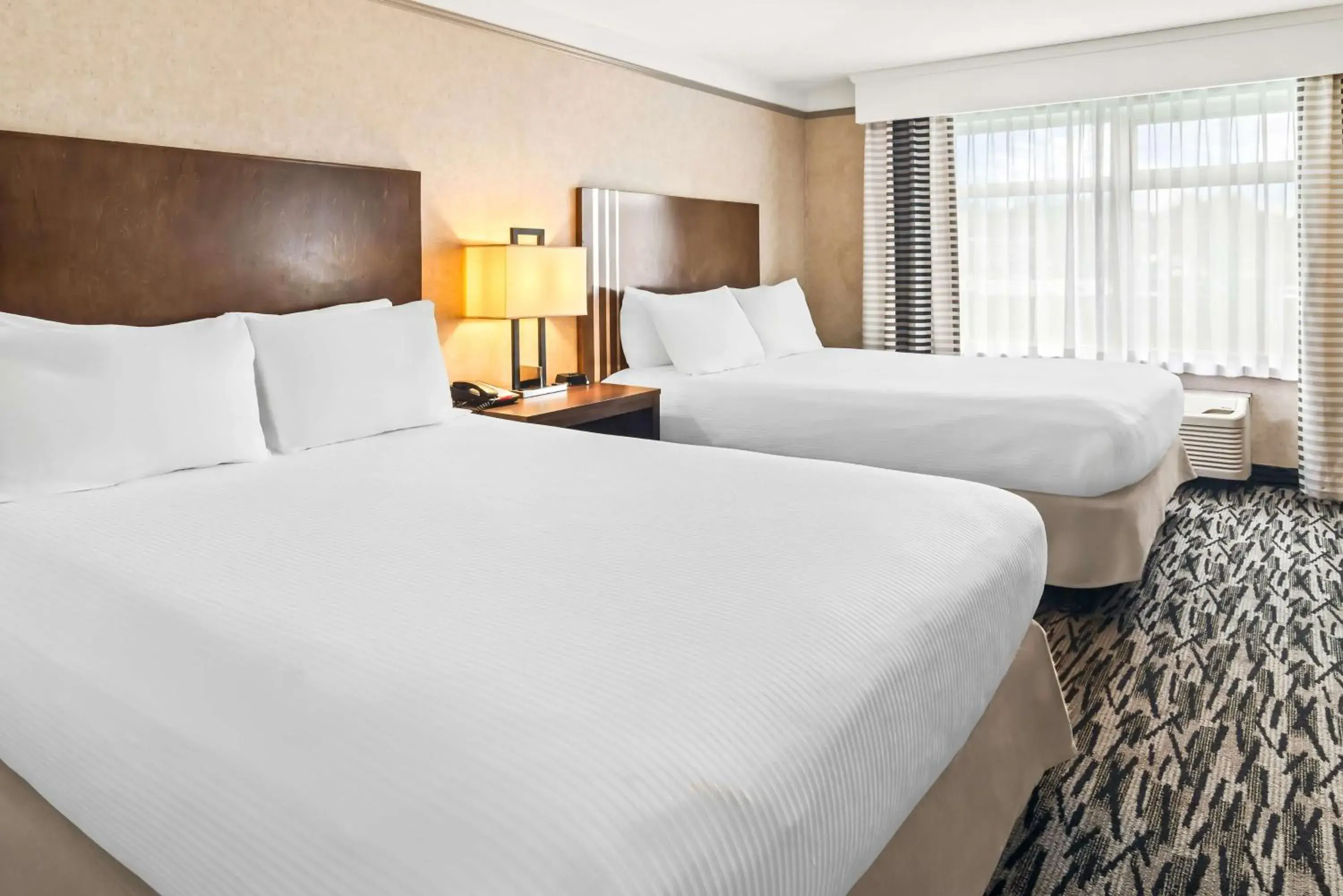 Bedroom, Bed in Best Western Plus Pitt Meadows Inn & Suites Bedroom, Bed in Best Western Plus Pitt Meadows Inn & Suites