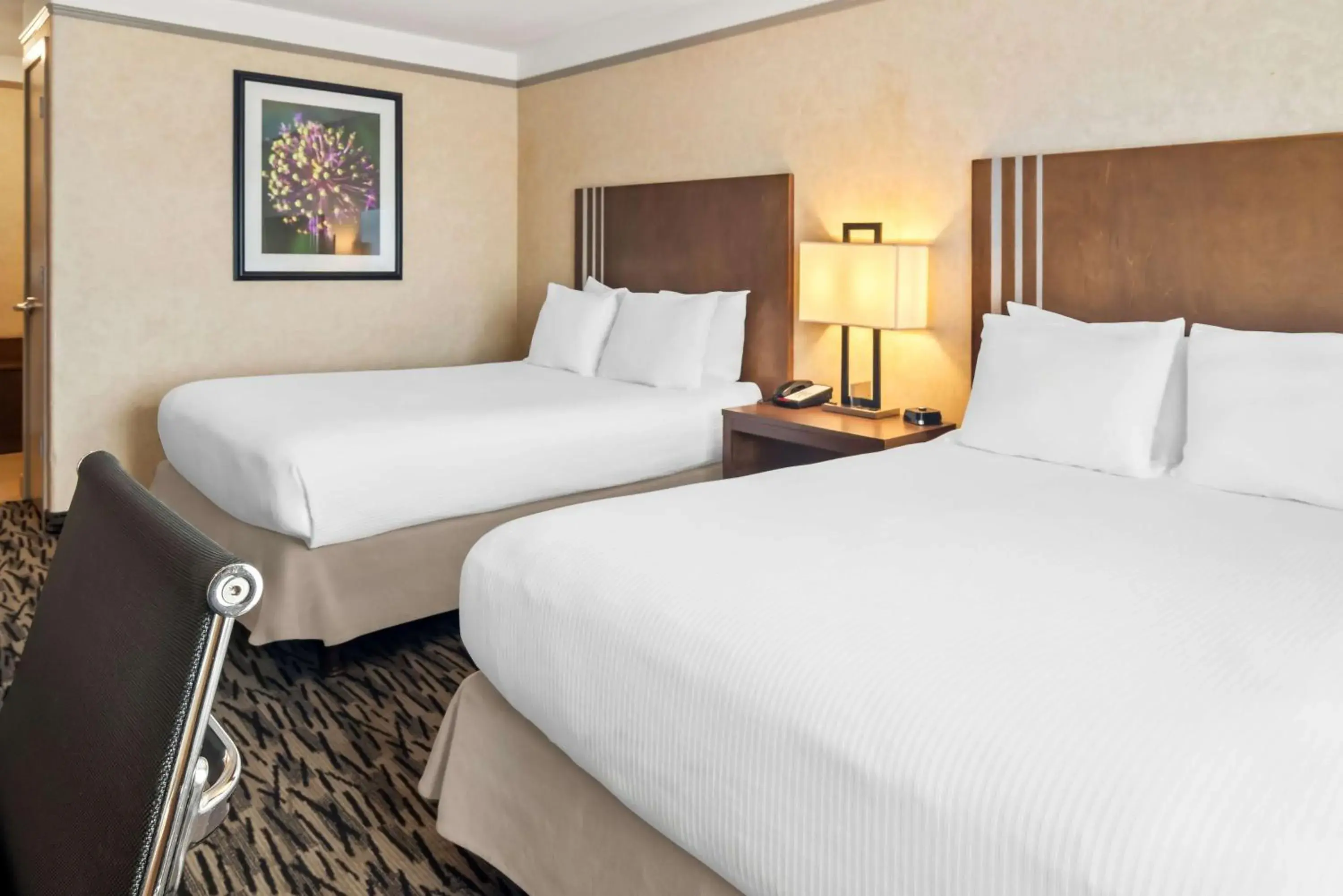 Bedroom, Bed in Best Western Plus Pitt Meadows Inn & Suites Bedroom, Bed in Best Western Plus Pitt Meadows Inn & Suites