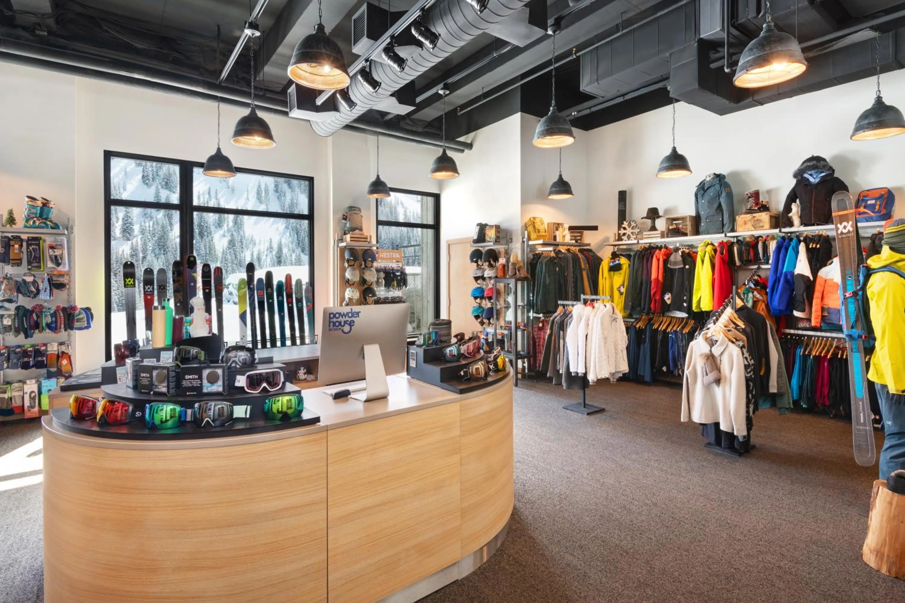 On-site shops in The Snowpine Lodge