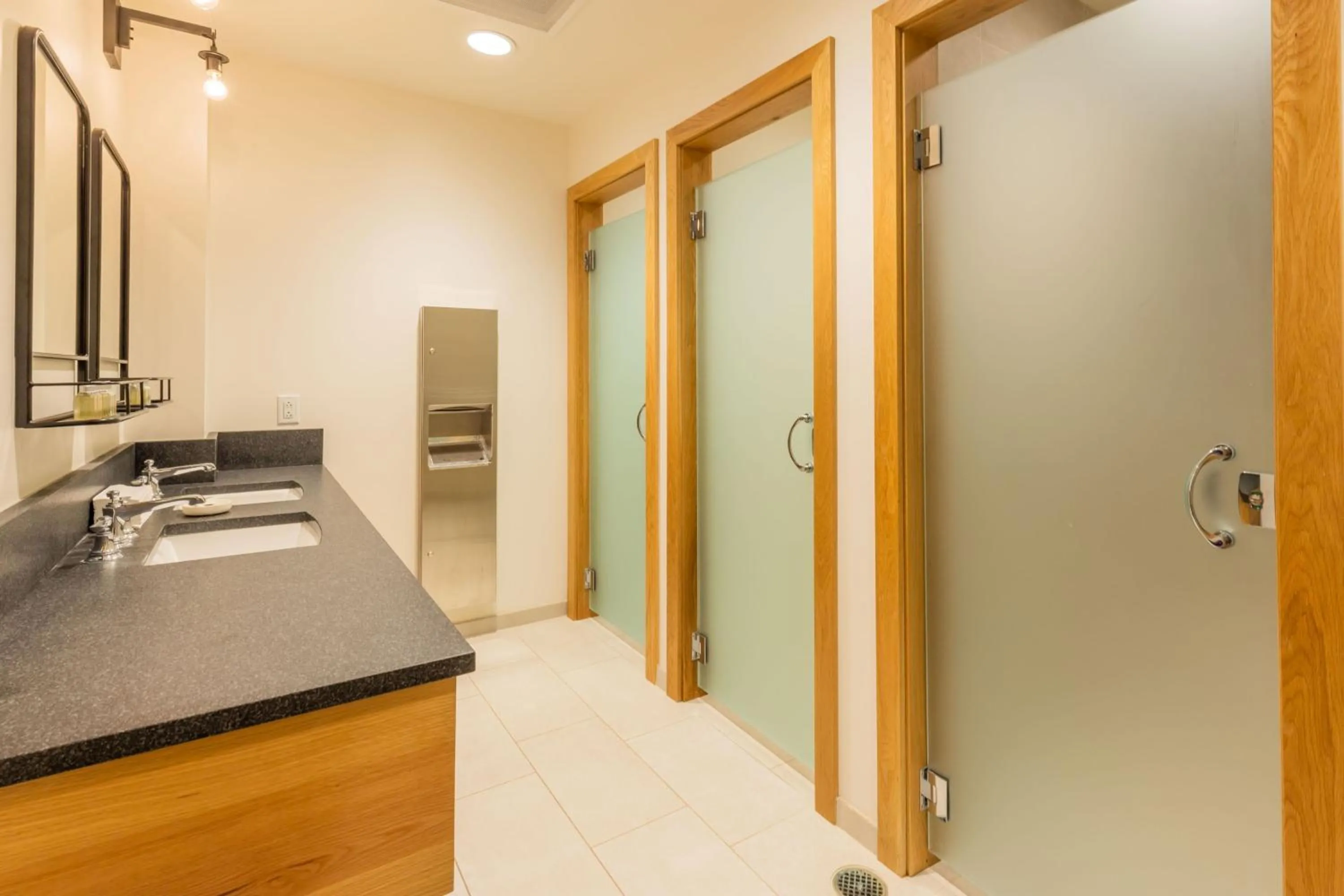 Bathroom in The Snowpine Lodge