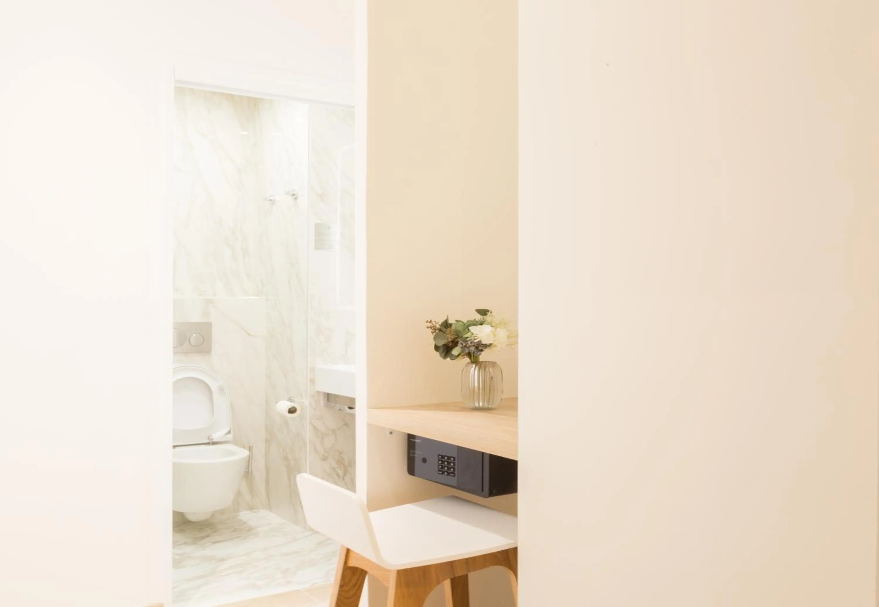 Seating area in Hôtel So Marais