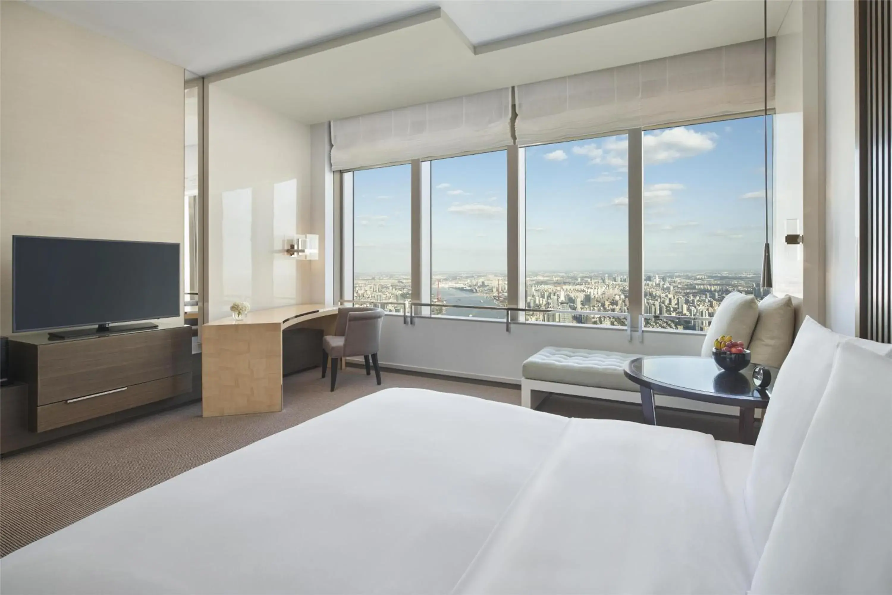 Bedroom, Bed in Park Hyatt Shanghai Bedroom, Bed in Park Hyatt Shanghai