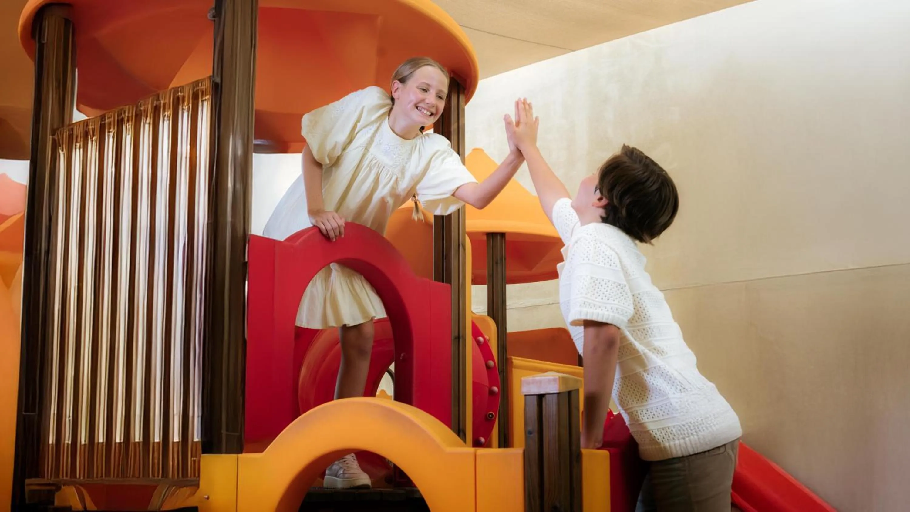 Activities in JA Ocean View Hotel, Jumeirah Beach Dubai