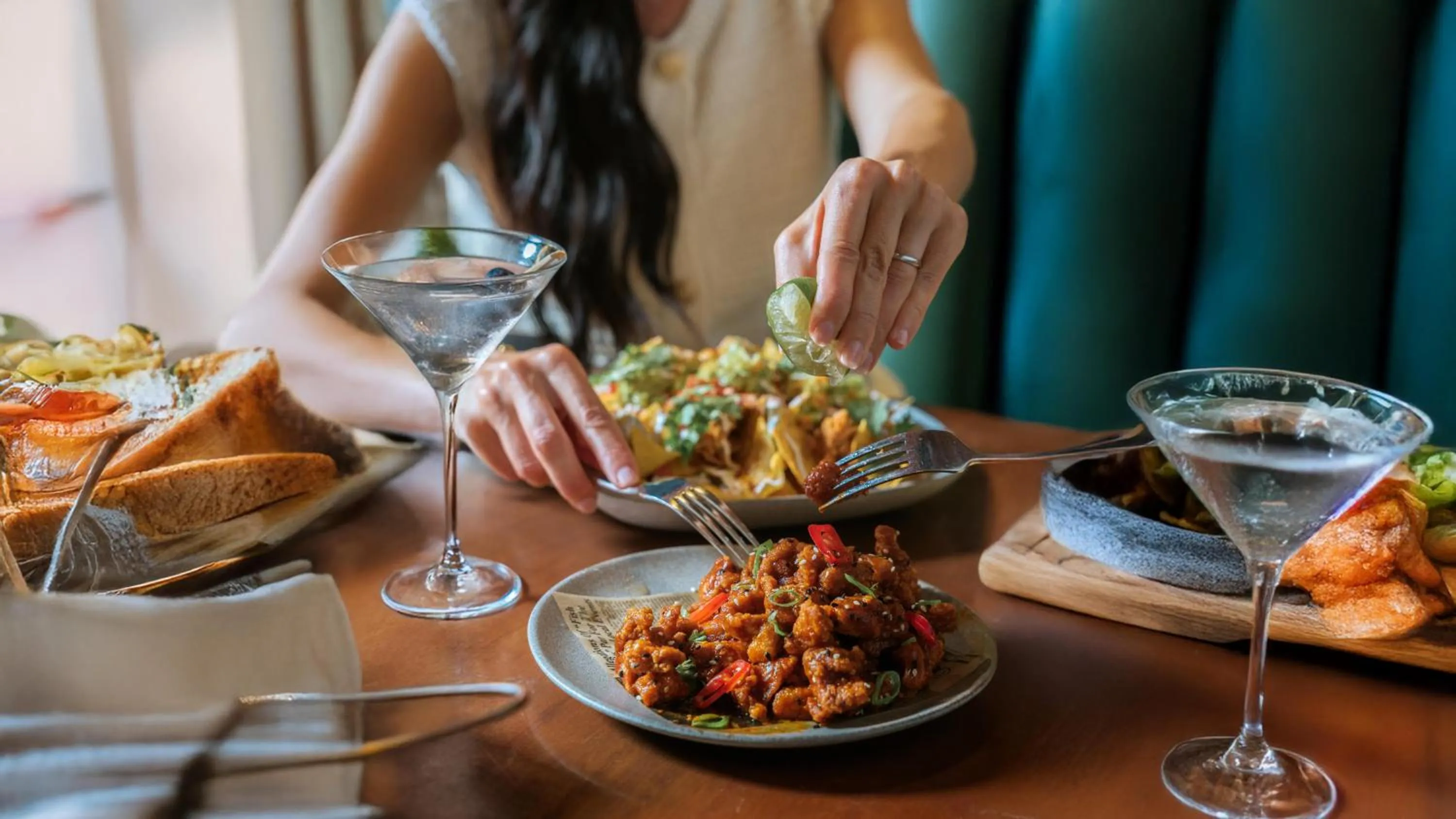 Restaurant/places to eat in JA Ocean View Hotel, Jumeirah Beach Dubai