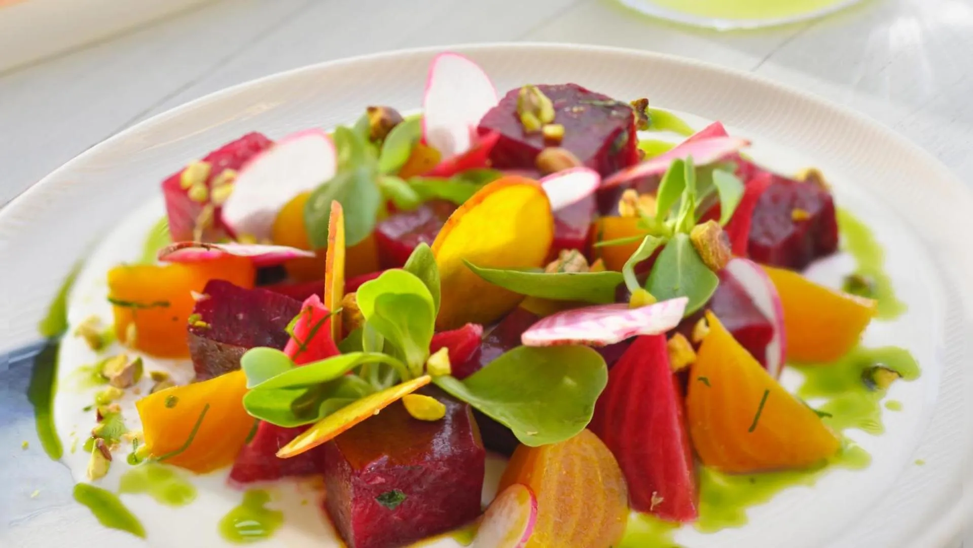 Restaurant/places to eat in JA Ocean View Hotel, Jumeirah Beach Dubai