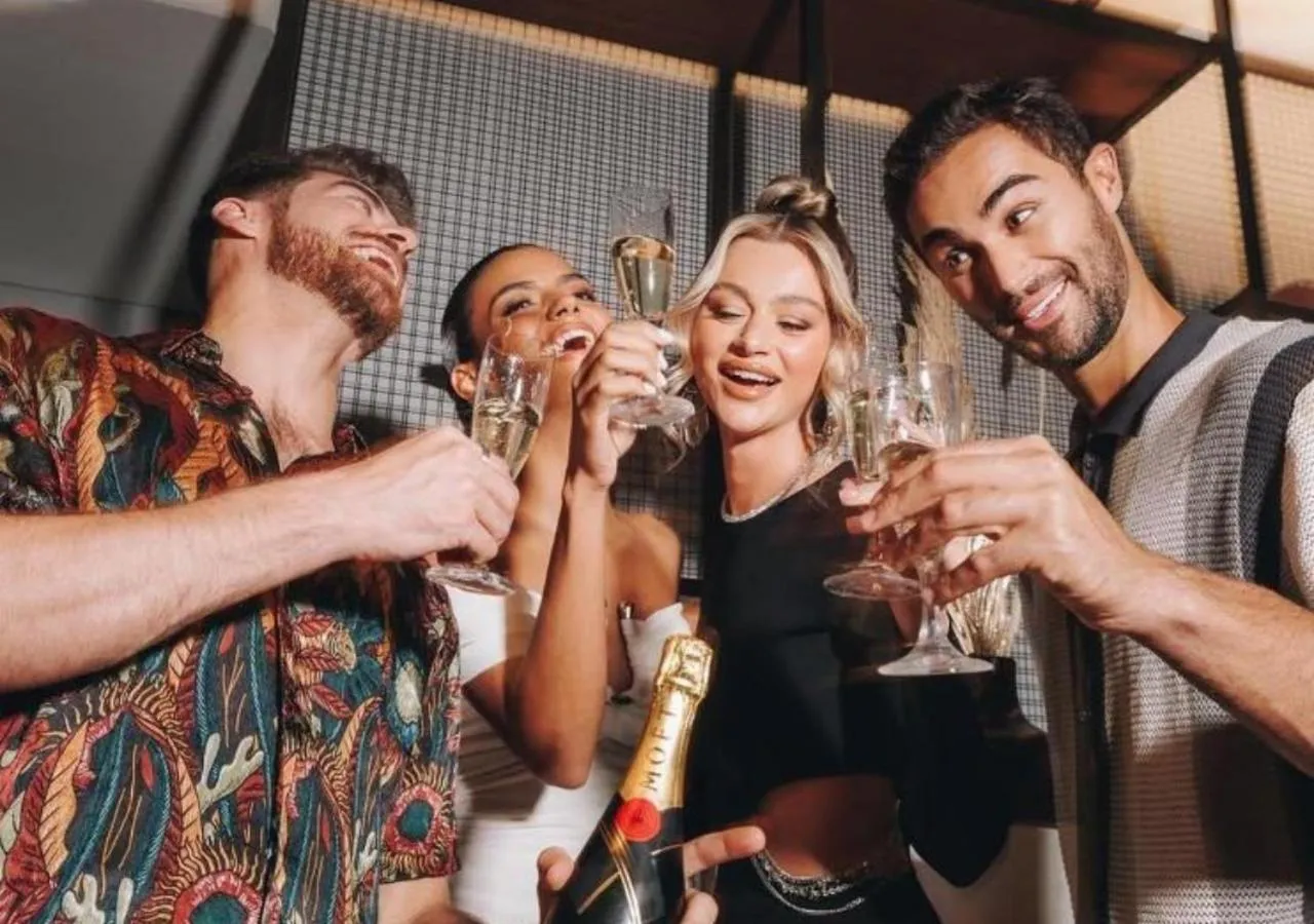 Restaurant/places to eat in JA Ocean View Hotel, Jumeirah Beach Dubai