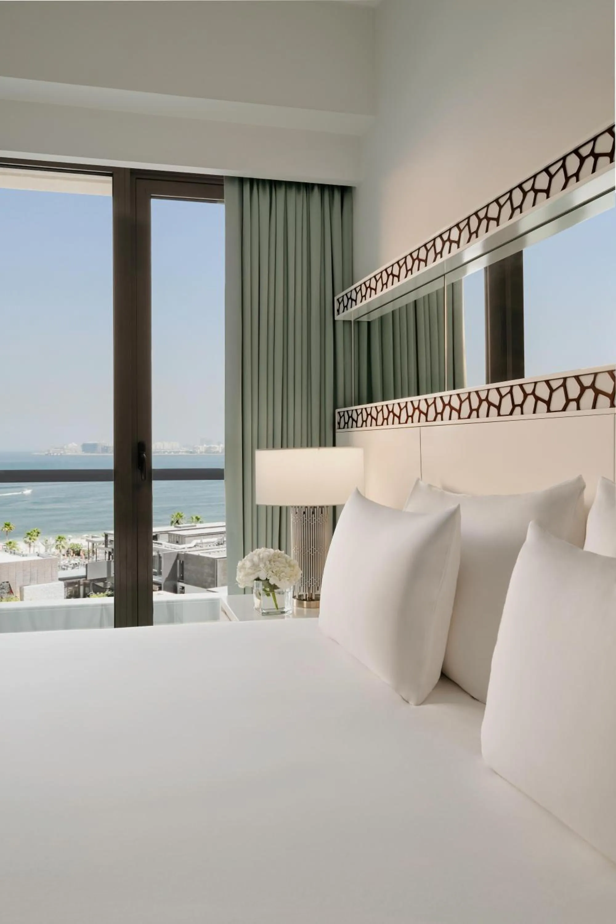 Photo of the whole room, Bed in JA Ocean View Hotel, Jumeirah Beach Dubai