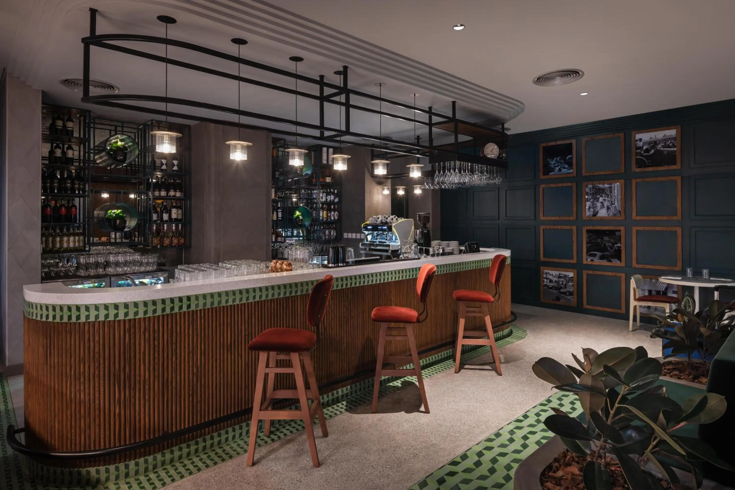 Restaurant/places to eat in JA Ocean View Hotel, Jumeirah Beach Dubai