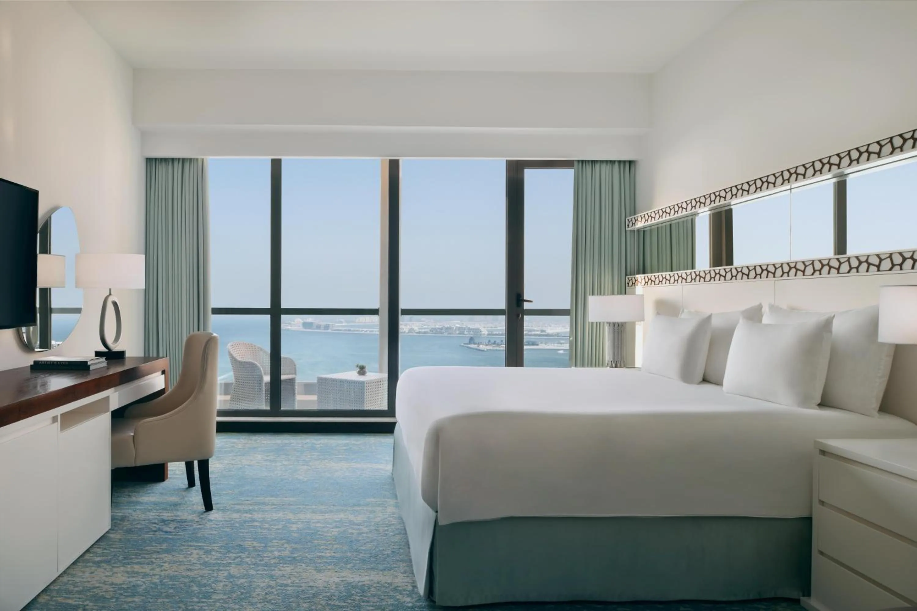 Photo of the whole room, Bed in JA Ocean View Hotel, Jumeirah Beach Dubai