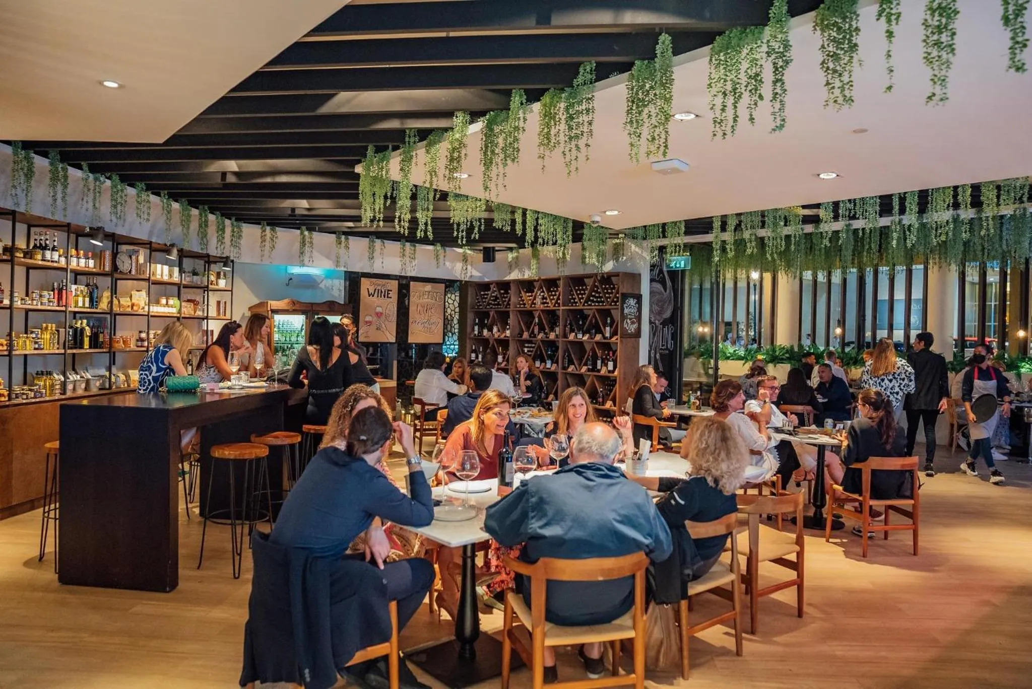 Restaurant/places to eat in JA Ocean View Hotel, Jumeirah Beach Dubai