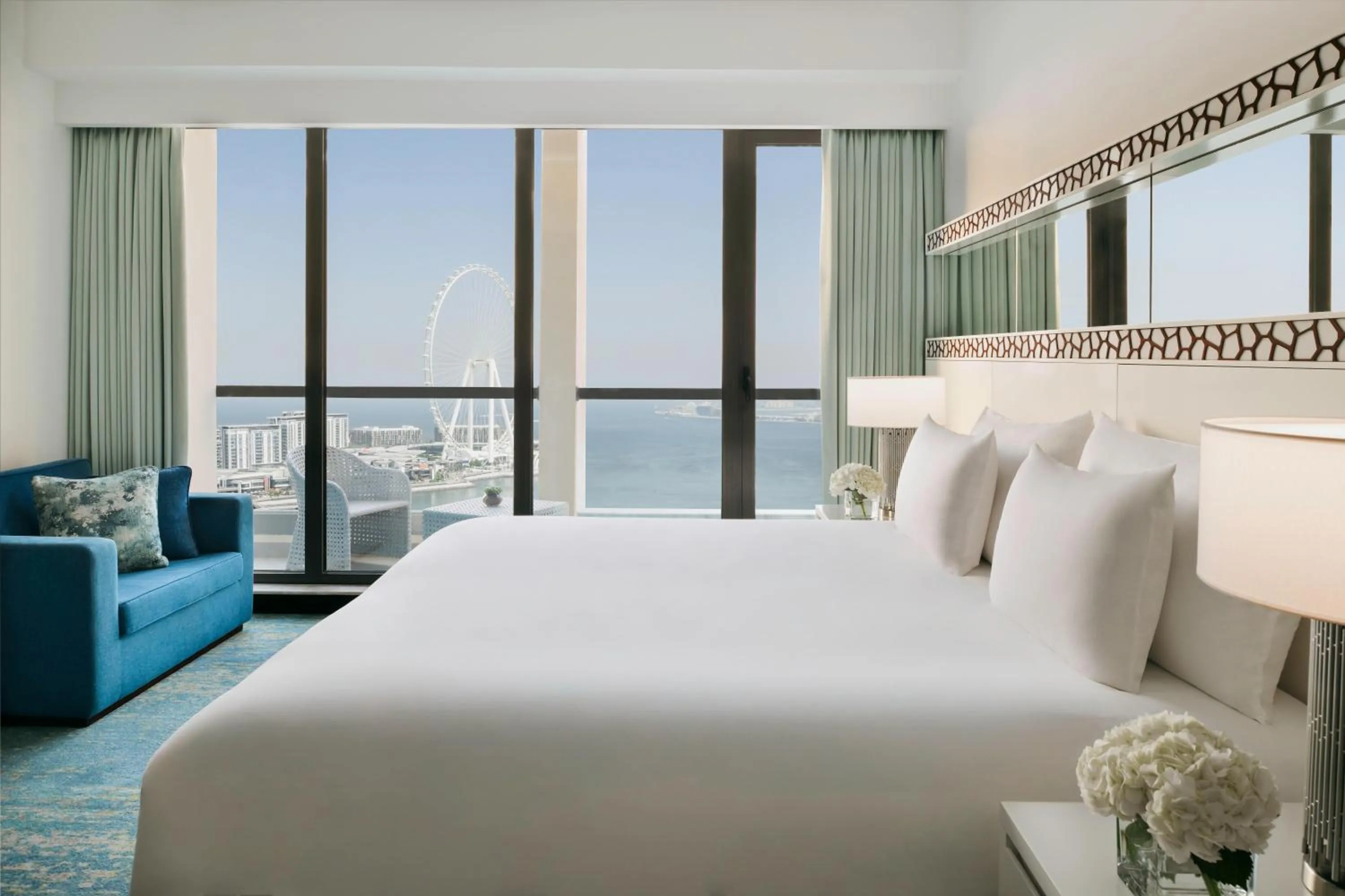 Photo of the whole room, Bed in JA Ocean View Hotel, Jumeirah Beach Dubai